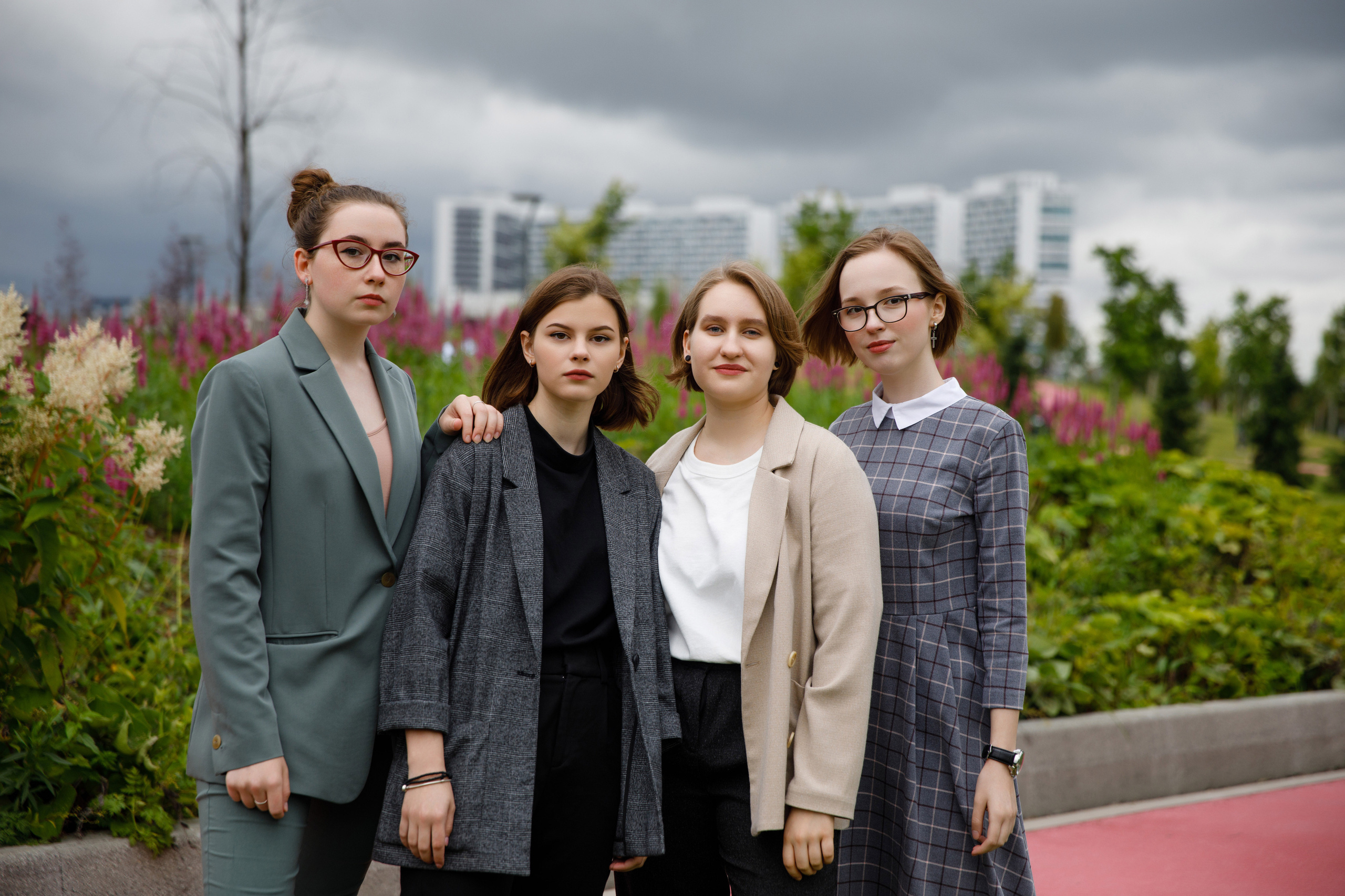 ФОТОСЕССИЯ НА ХОДЫНКЕ. Выпускные альбомы в Москве FOTOVMESTE