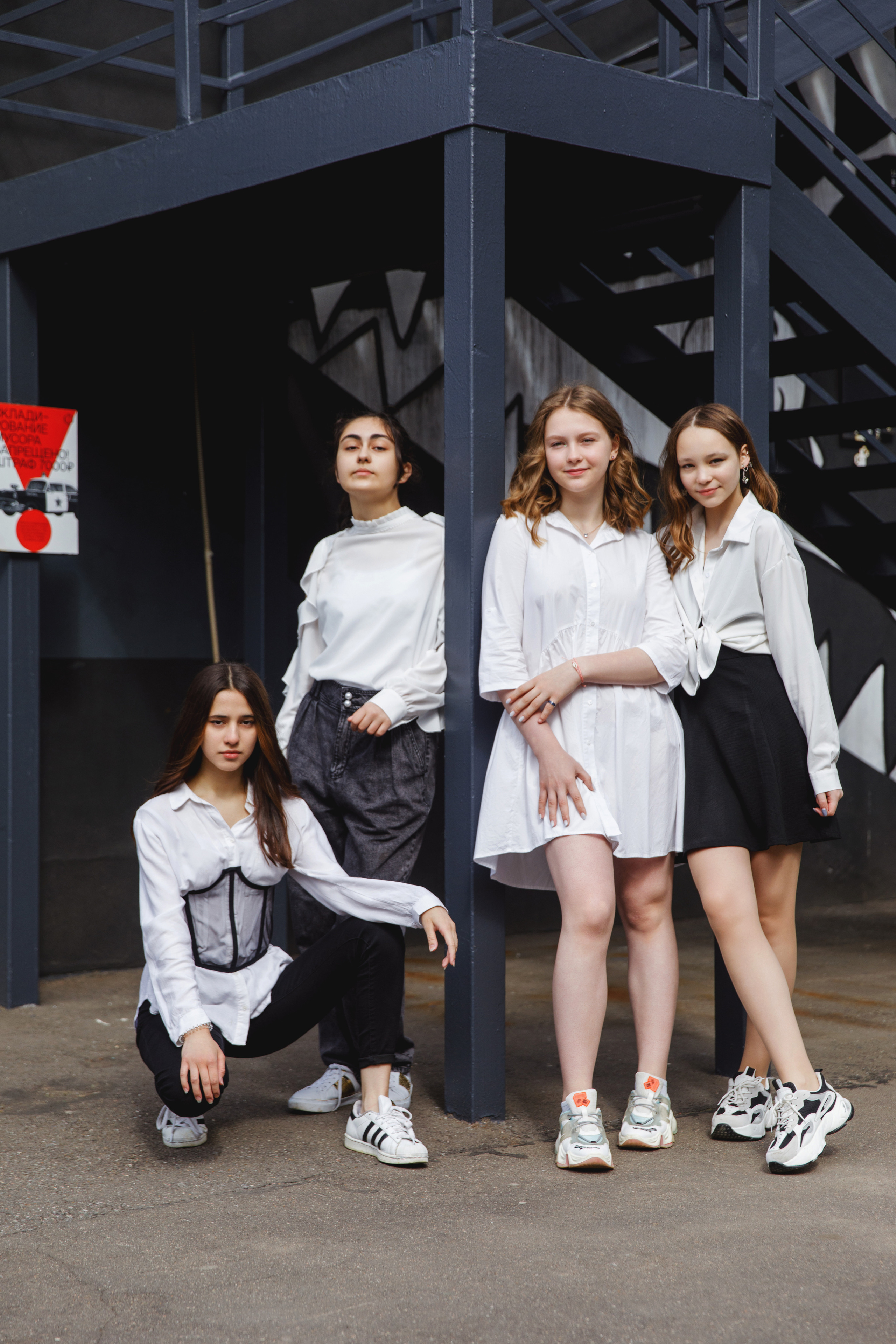 ФОТОСЕССИЯ НА ДИЗАЙН ЗАВОДЕ. Выпускные альбомы в Москве FOTOVMESTE