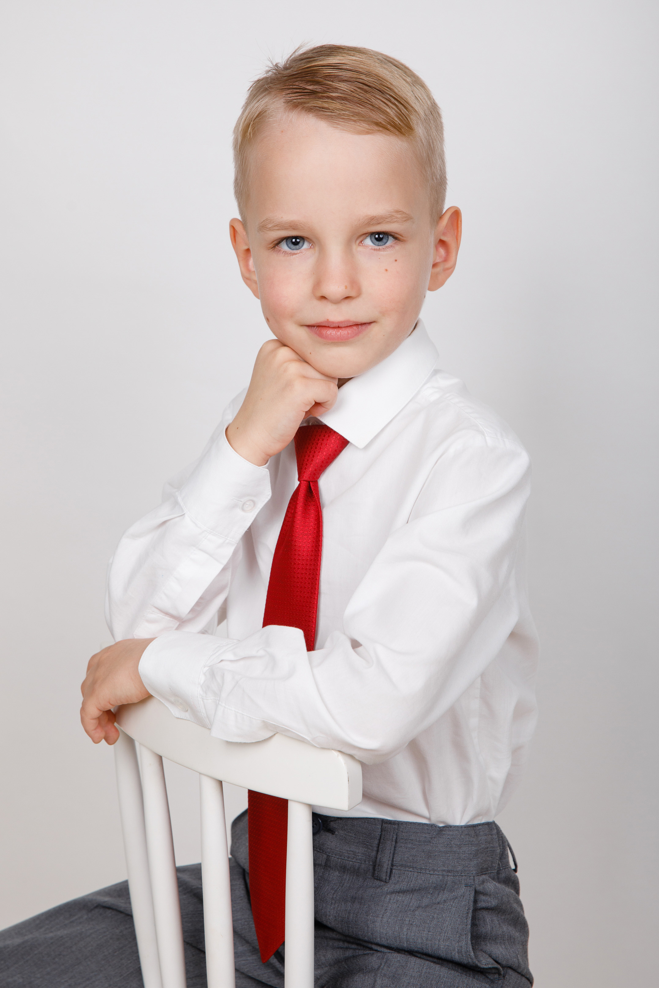 ПОРТРЕТЫ. Выпускные альбомы в Москве FOTOVMESTE