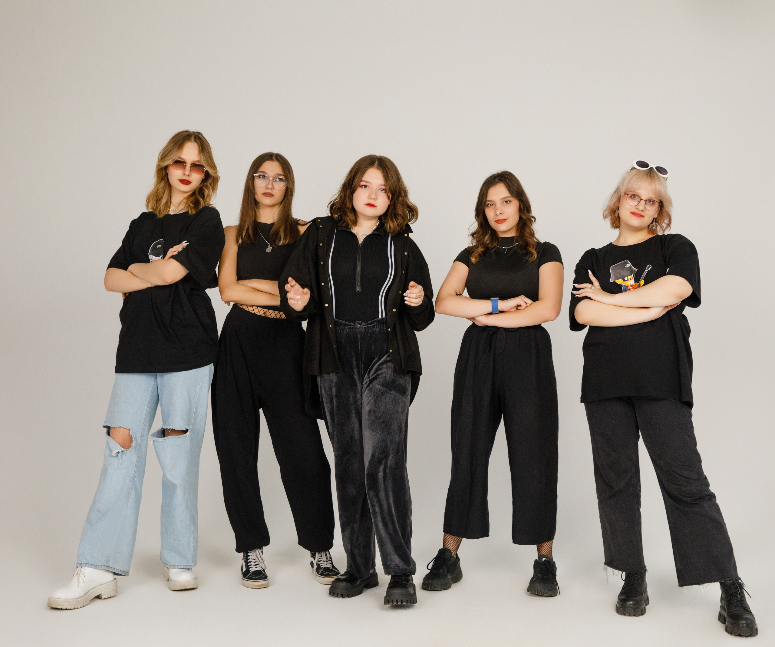 11 Г М ШКОЛА 1601. Выпускные альбомы в Москве FOTOVMESTE