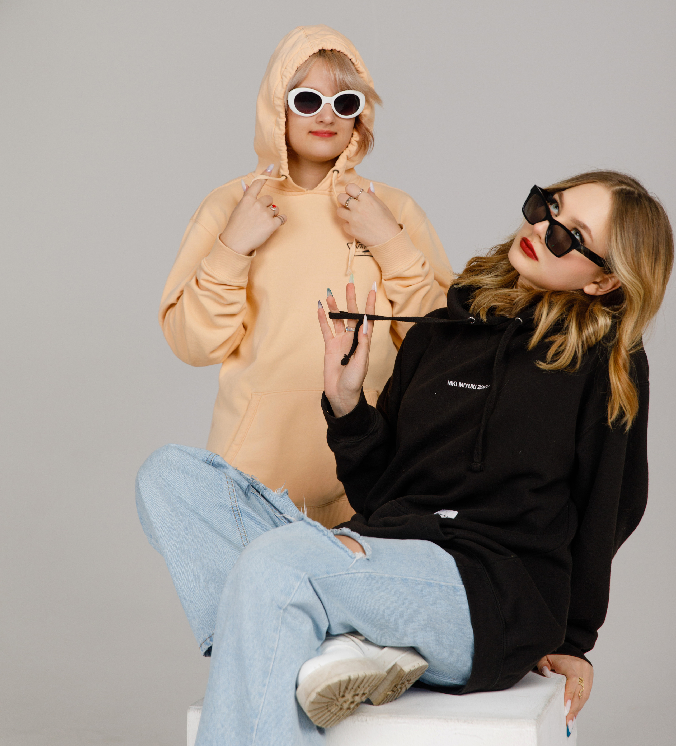 11 Г М ШКОЛА 1601. Выпускные альбомы в Москве FOTOVMESTE