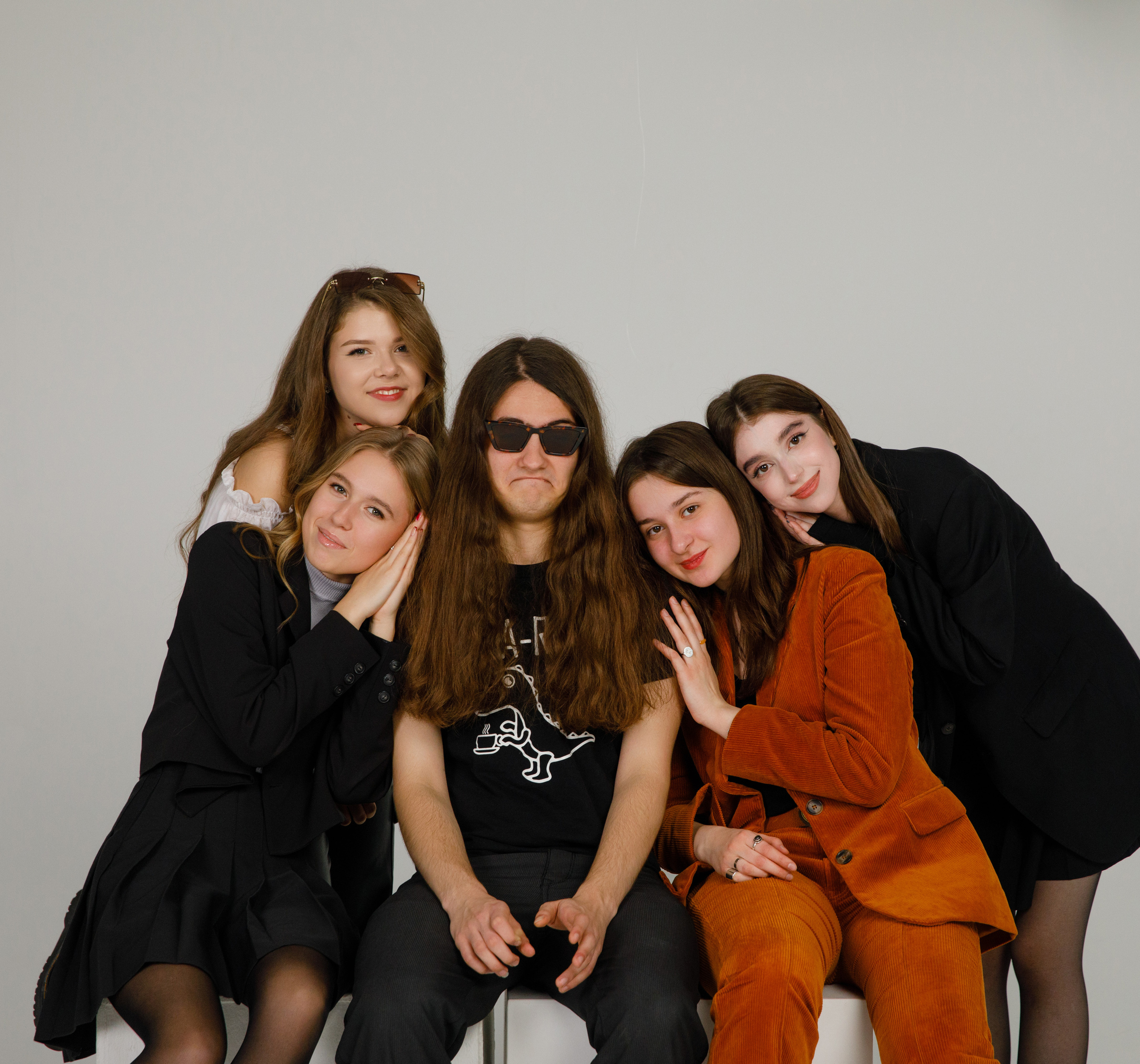 11 Г М ШКОЛА 1601. Выпускные альбомы в Москве FOTOVMESTE