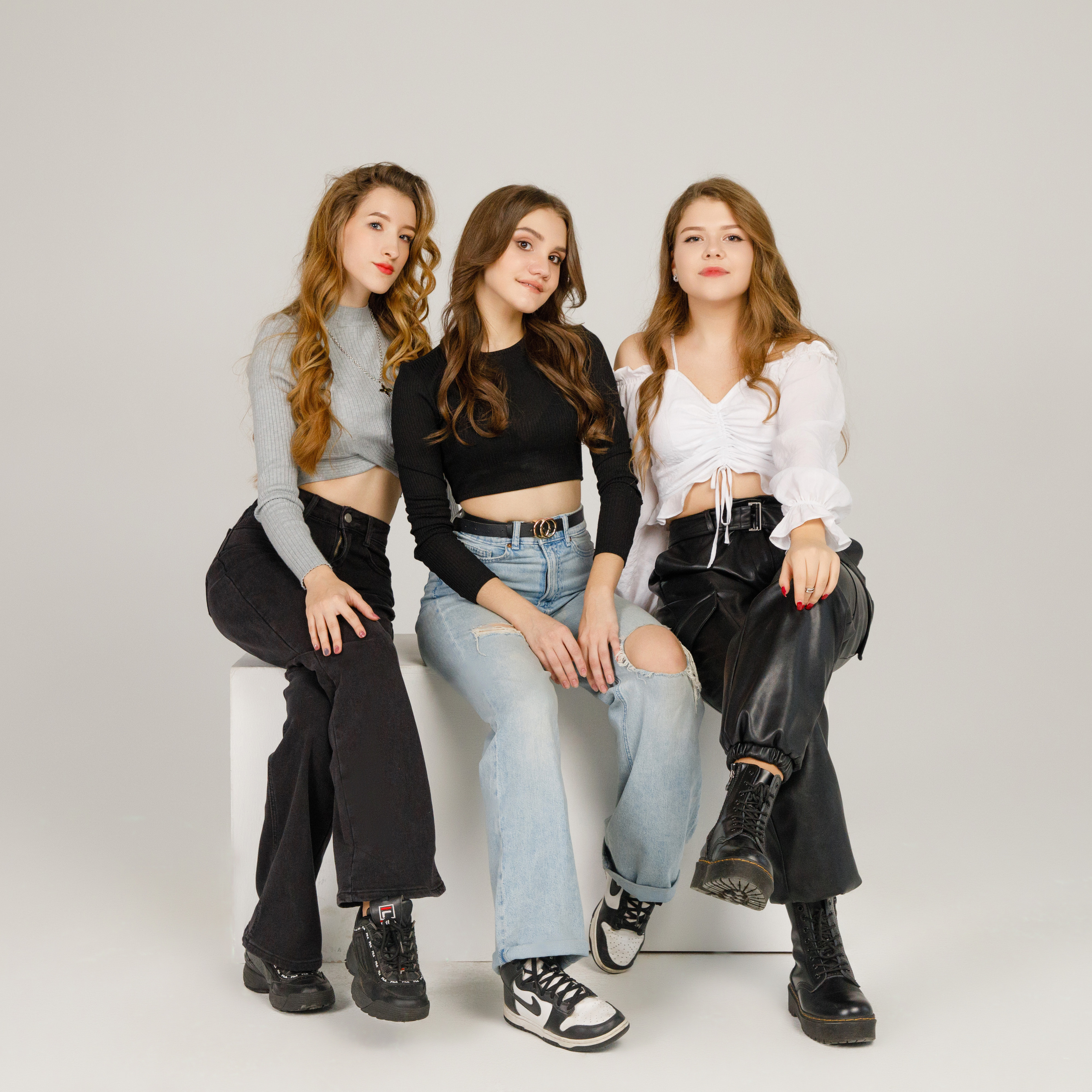 11 Г М ШКОЛА 1601. Выпускные альбомы в Москве FOTOVMESTE