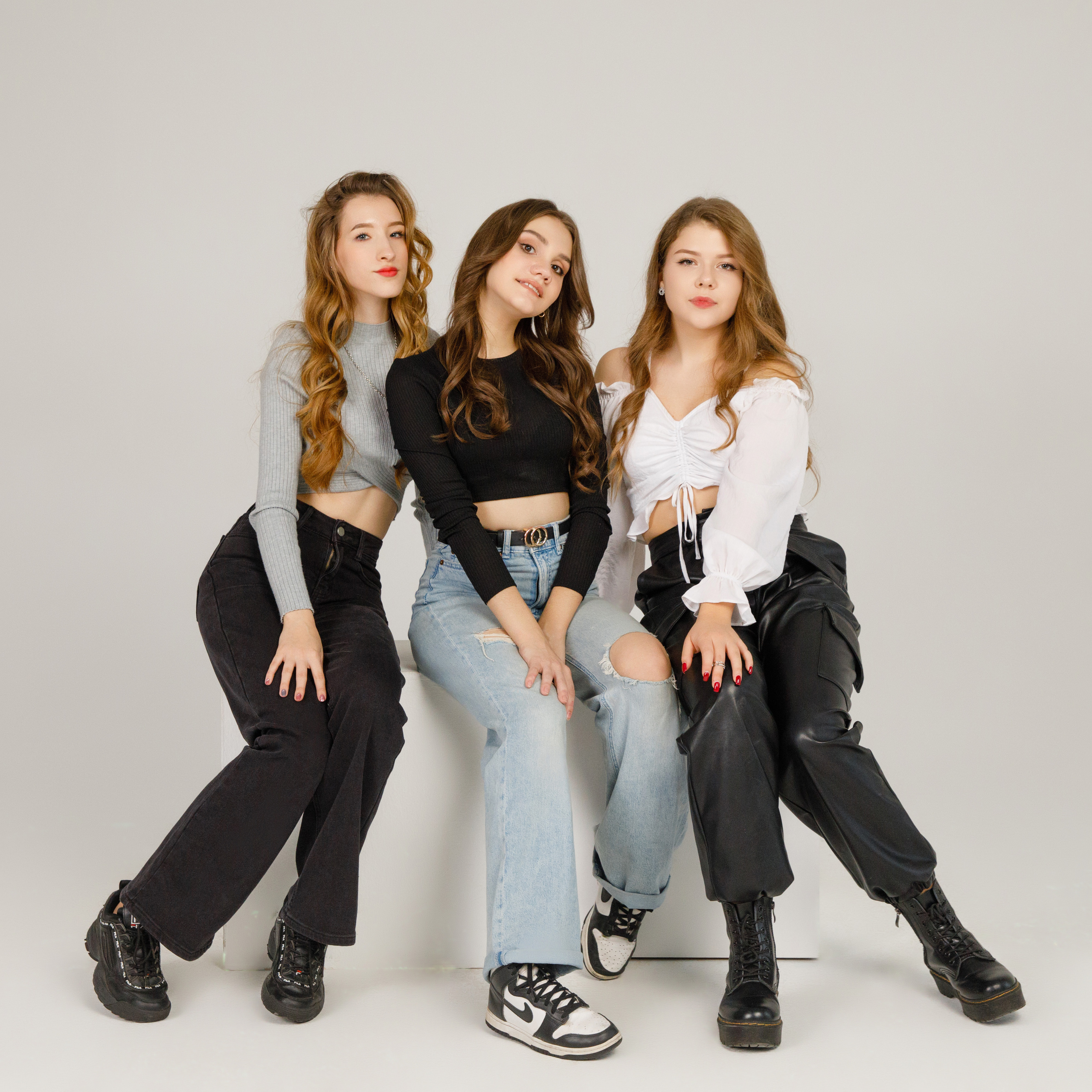 11 Г М ШКОЛА 1601. Выпускные альбомы в Москве FOTOVMESTE