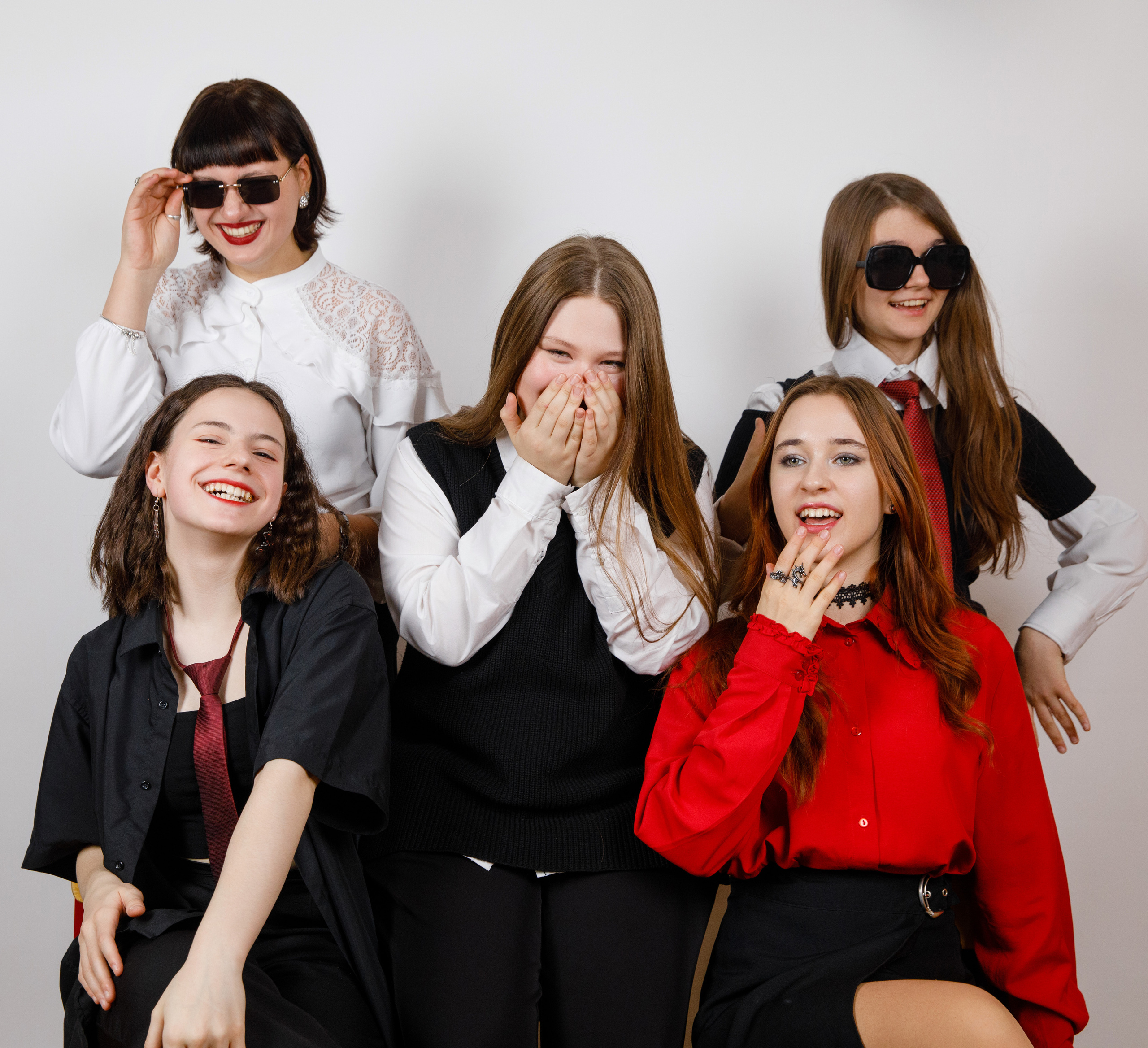 9 н школа 1288. Выпускные альбомы в Москве FOTOVMESTE