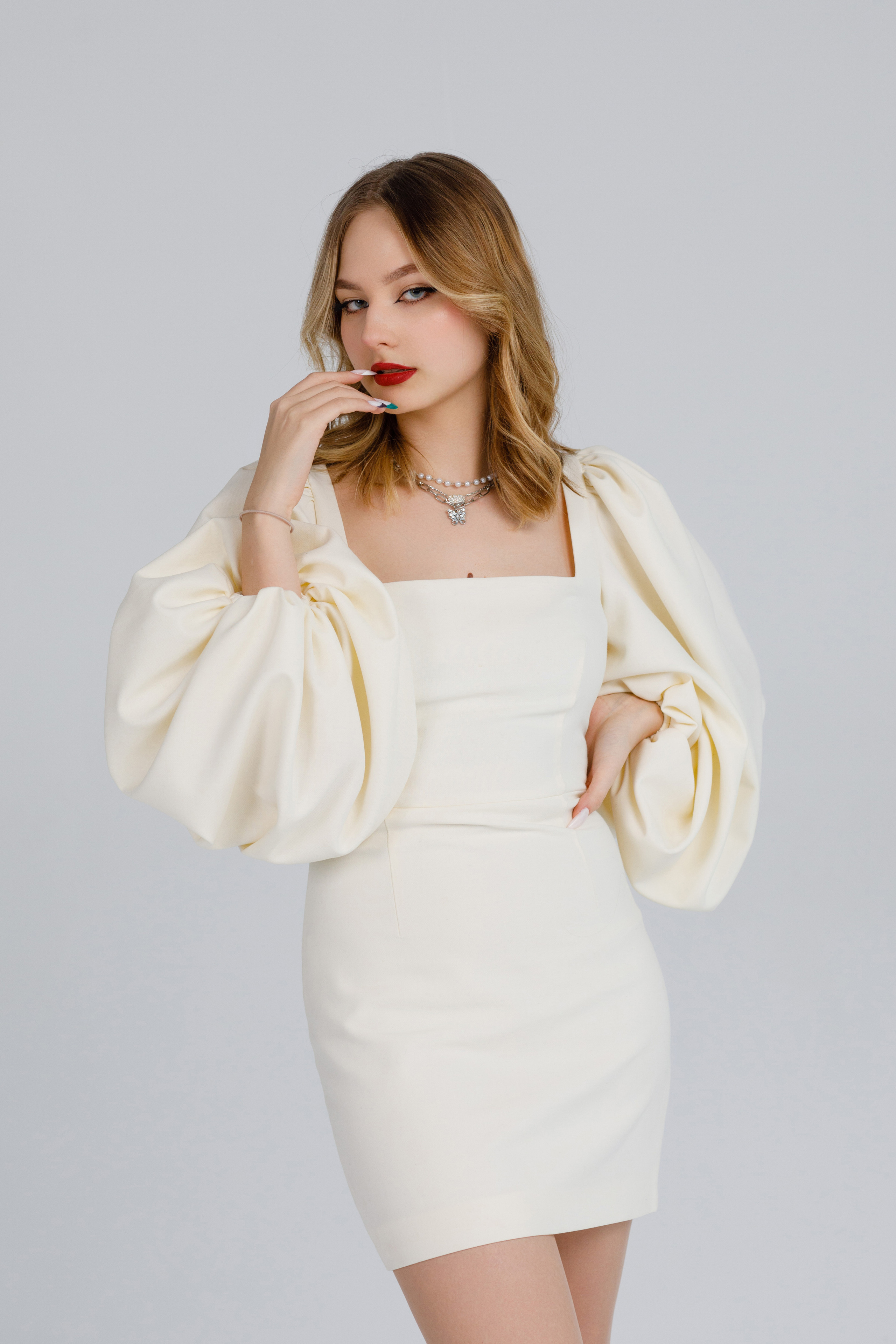 11 Г М ШКОЛА 1601. Выпускные альбомы в Москве FOTOVMESTE