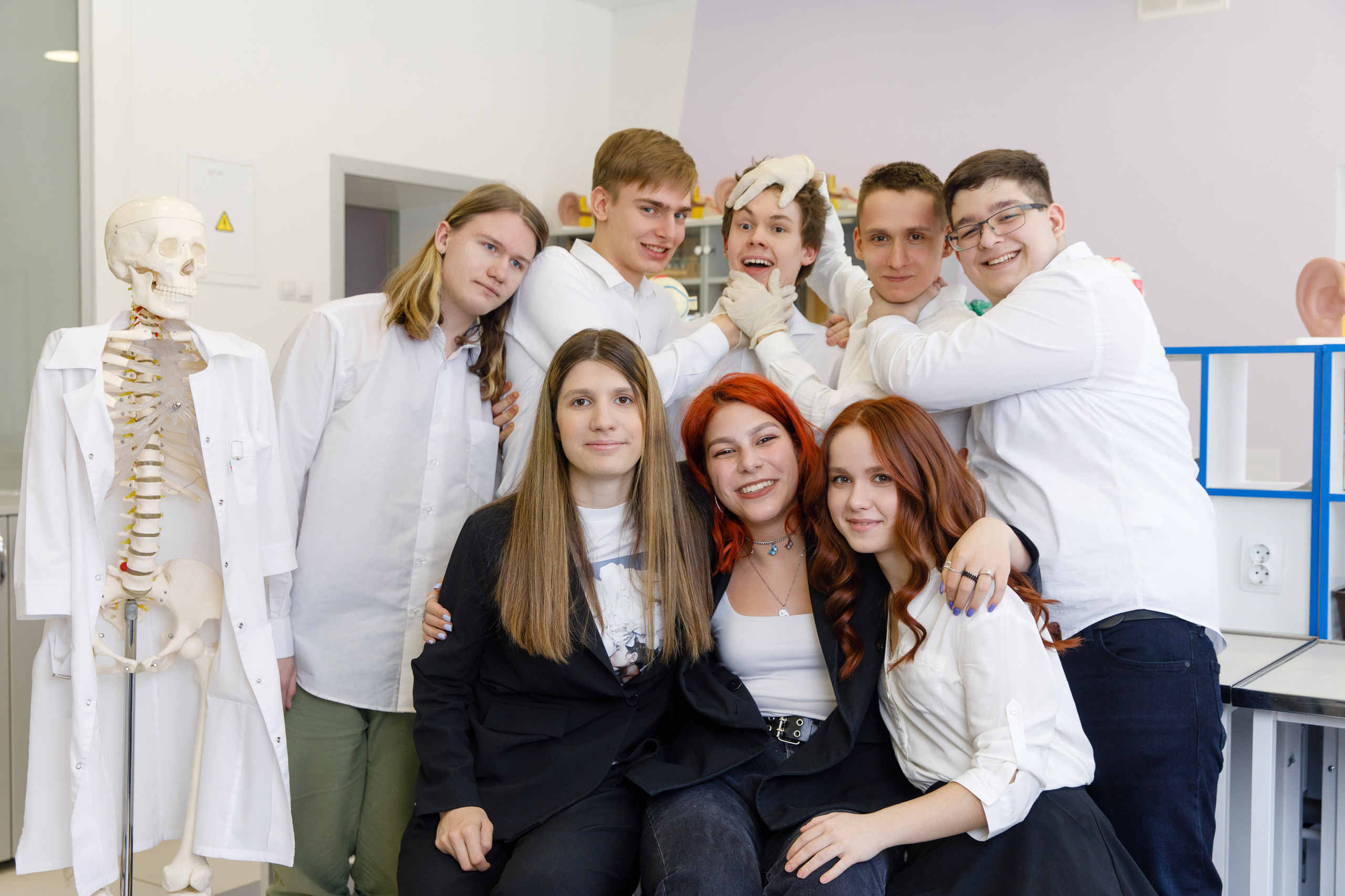 11 Д курчатовская школа Выпуск 2022. Выпускные альбомы в Москве FOTOVMESTE