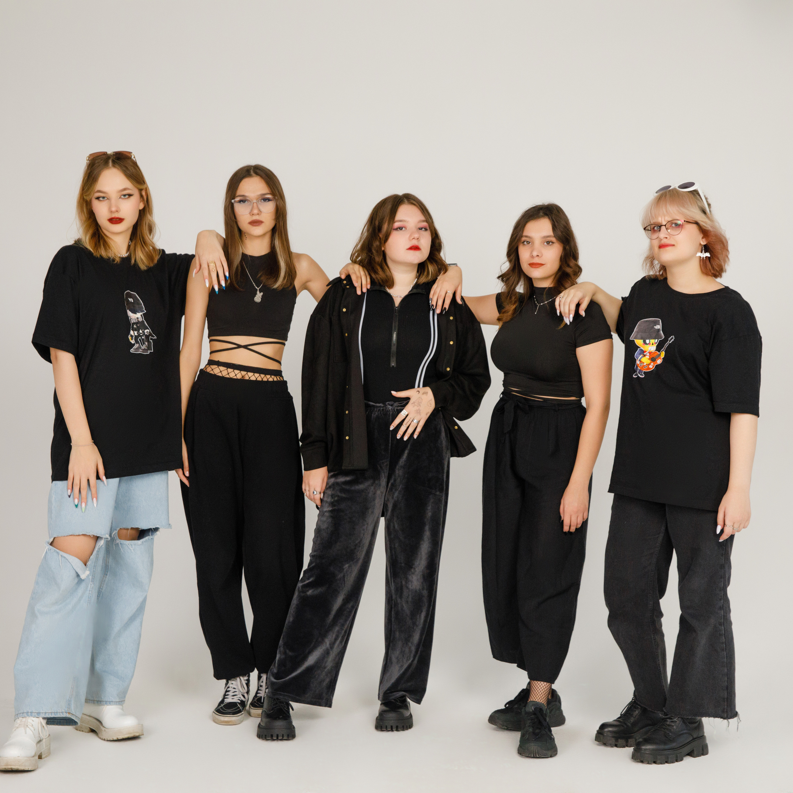 11 Г М ШКОЛА 1601. Выпускные альбомы в Москве FOTOVMESTE