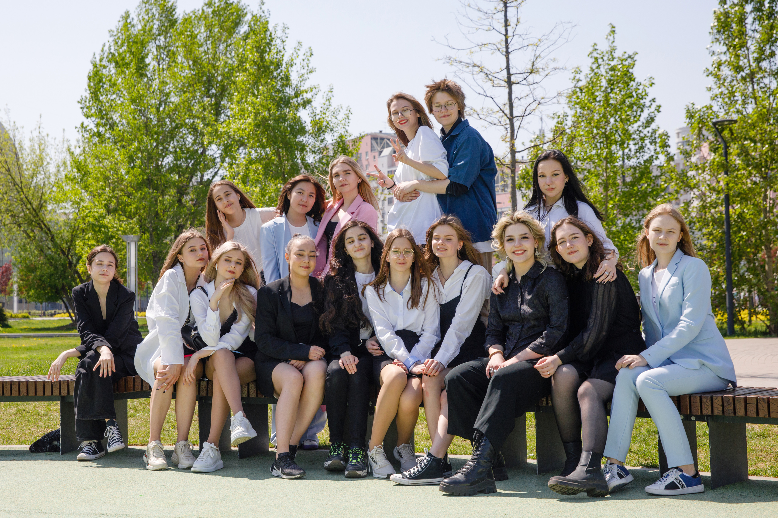 Школа 1409 9 б ВЫПУСК 2021. Выпускные альбомы в Москве FOTOVMESTE