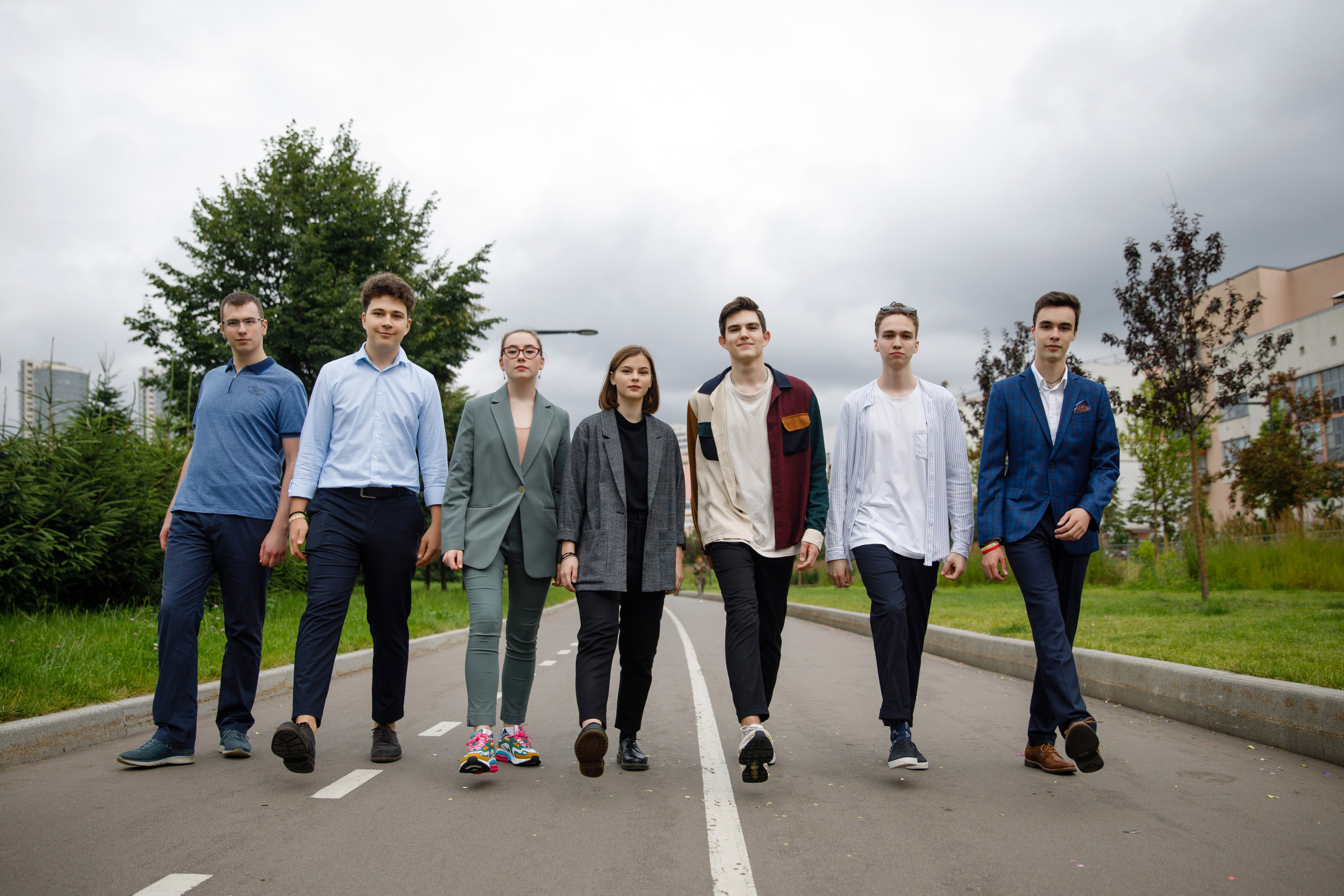 ФОТОСЕССИЯ НА ХОДЫНКЕ. Выпускные альбомы в Москве FOTOVMESTE