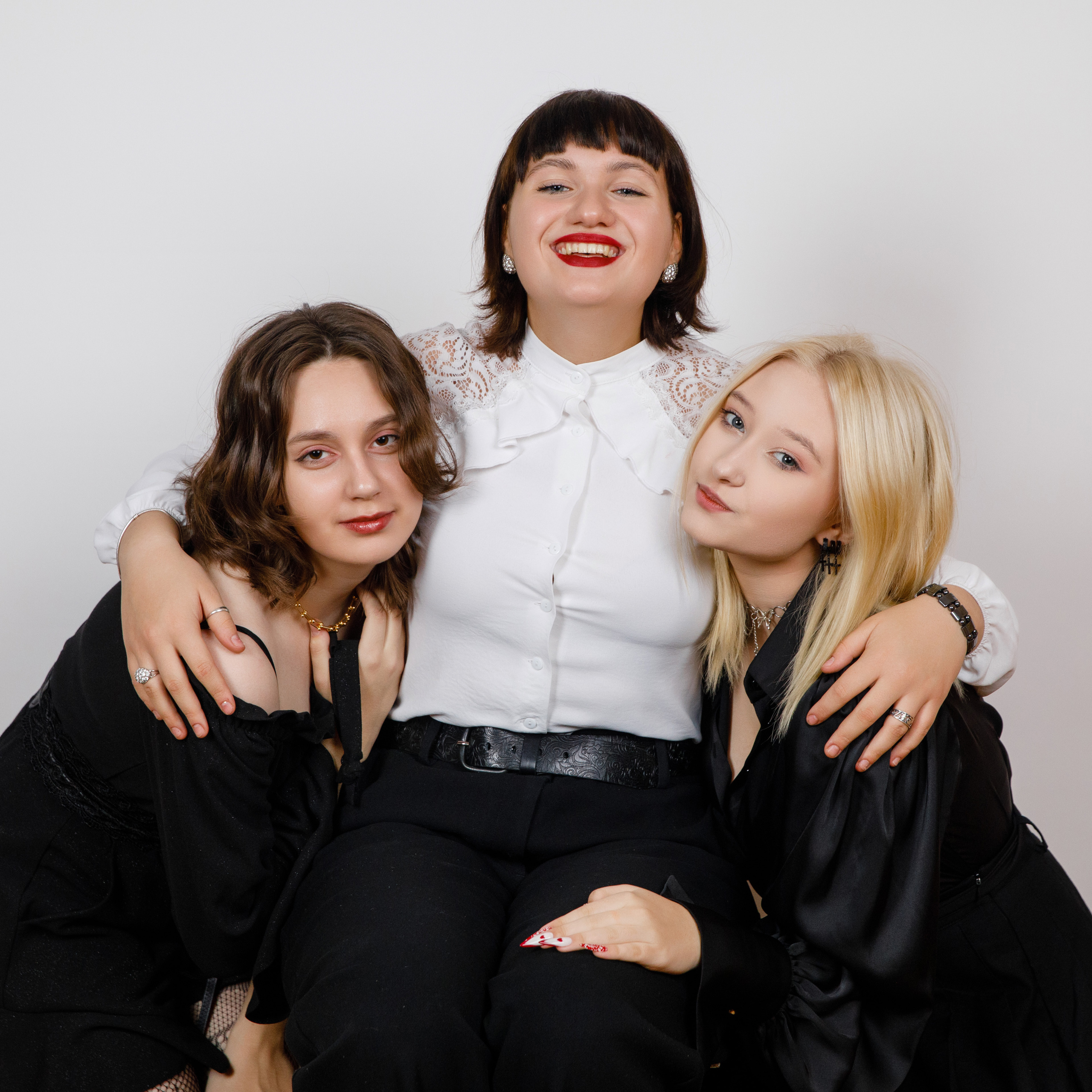 9 н школа 1288. Выпускные альбомы в Москве FOTOVMESTE