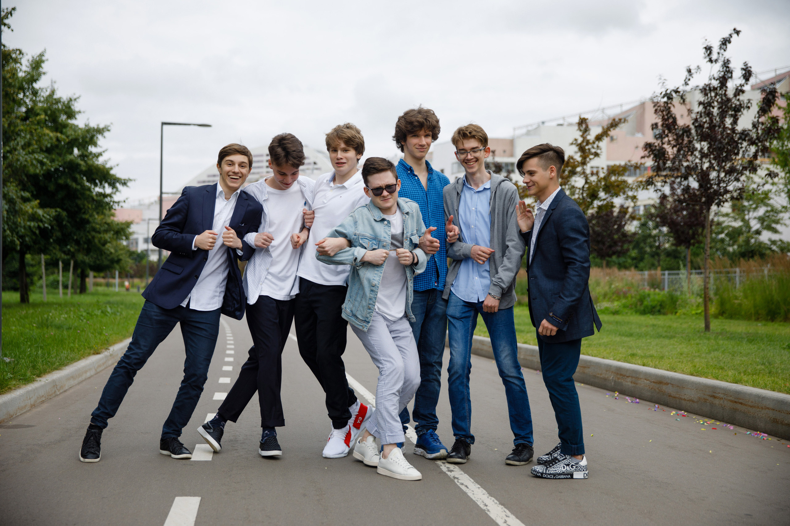 ФОТОСЕССИЯ НА ХОДЫНКЕ. Выпускные альбомы в Москве FOTOVMESTE