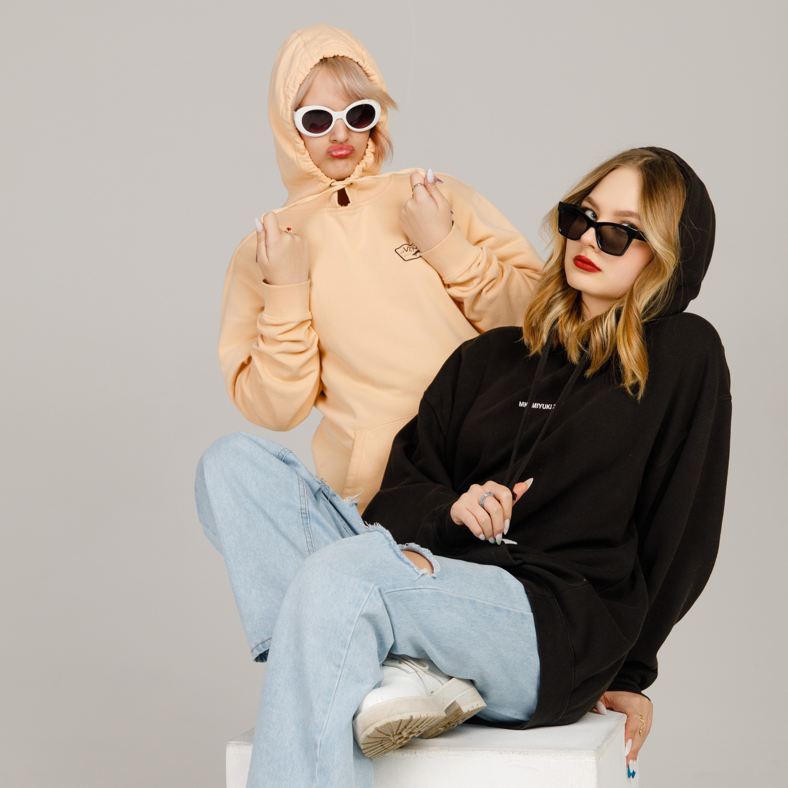 11 Г М ШКОЛА 1601. Выпускные альбомы в Москве FOTOVMESTE