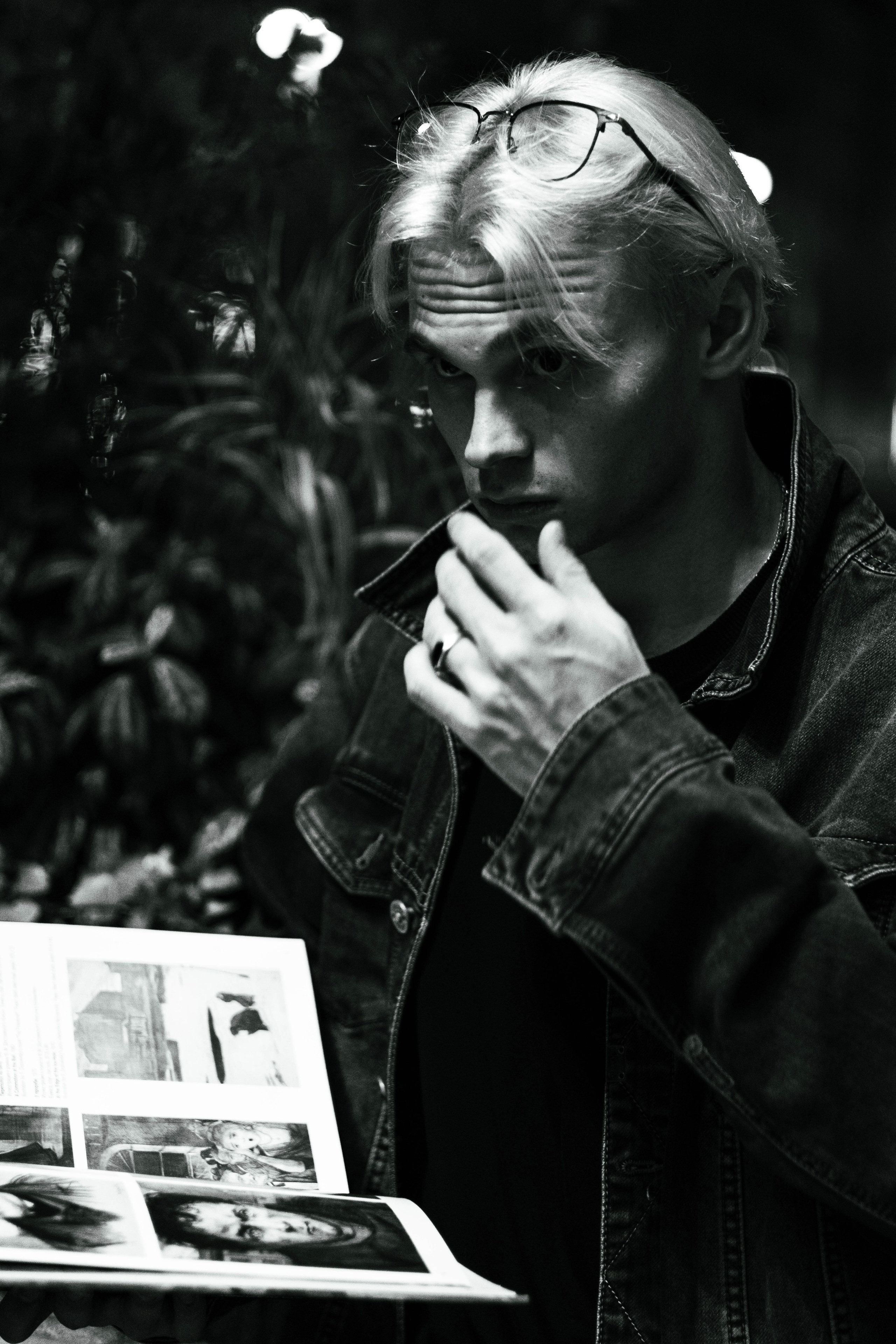 Сергей. Jean De Vivre Gallery