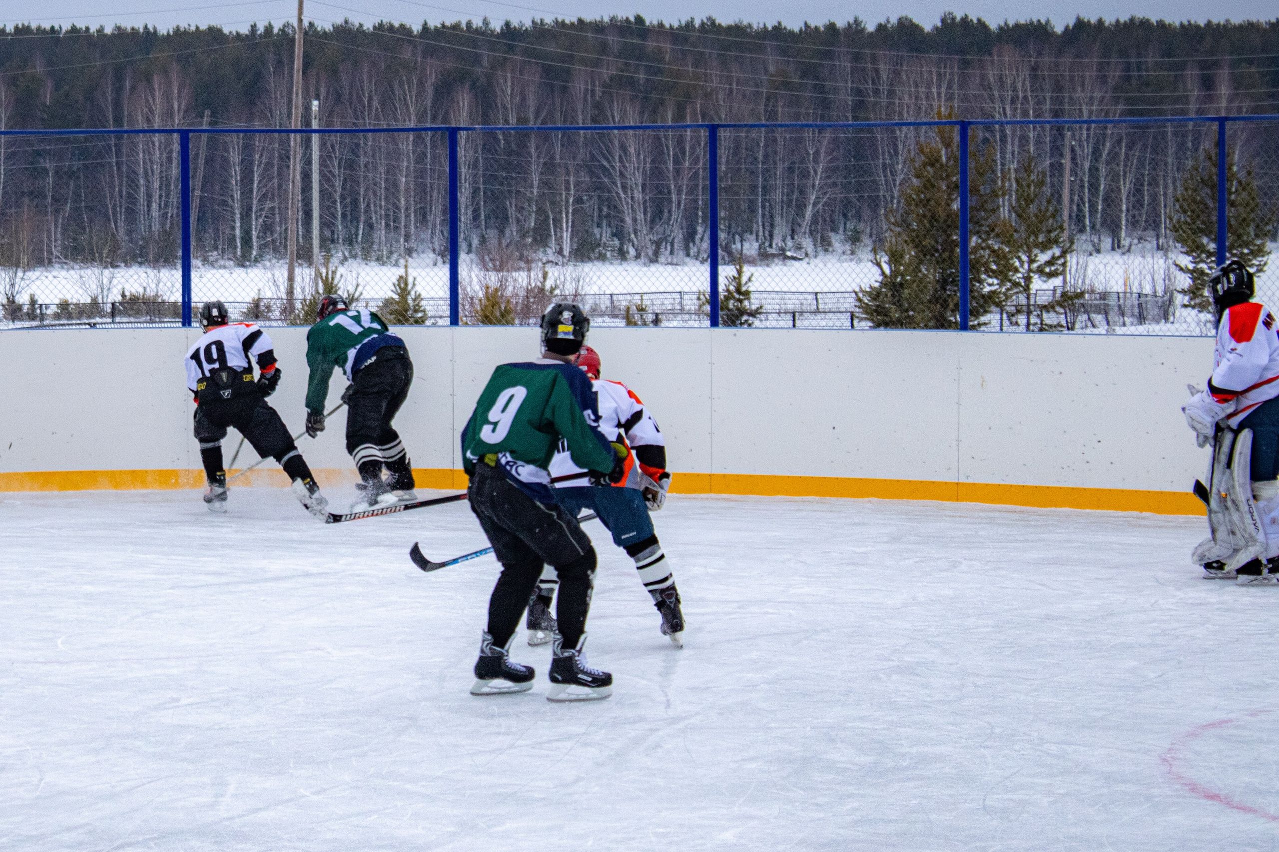Хоккей г.п Атиг-г.Нижние Серги