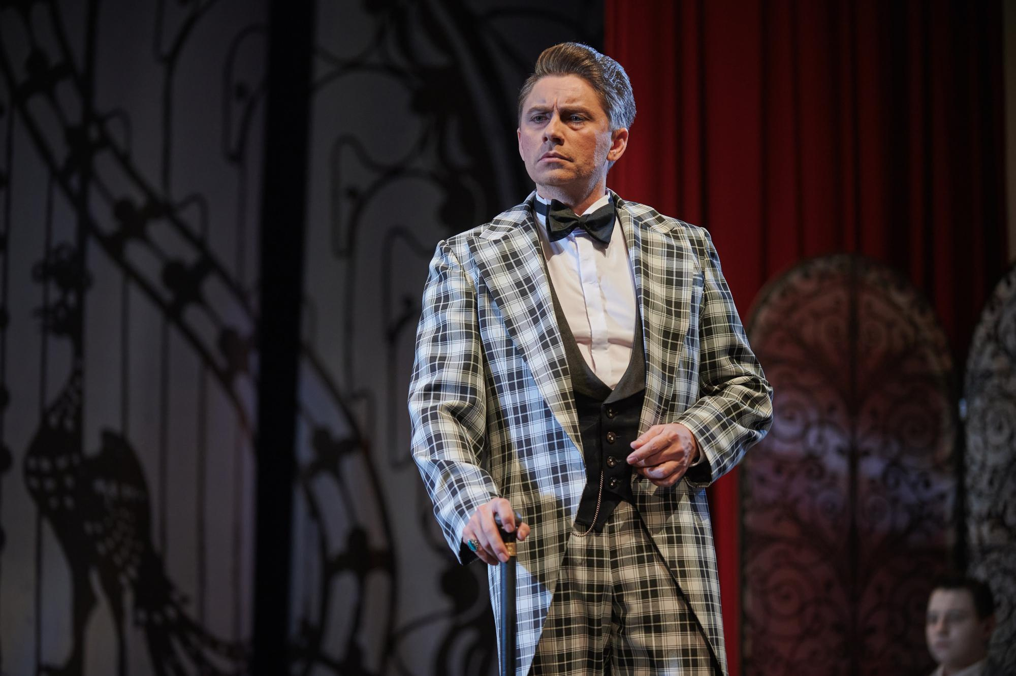 Опера Игрок. Мезенцев Евгений фотограф