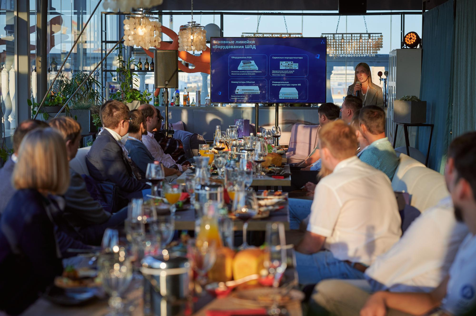 Бизнес ужин Eltex. Мезенцев Евгений фотограф