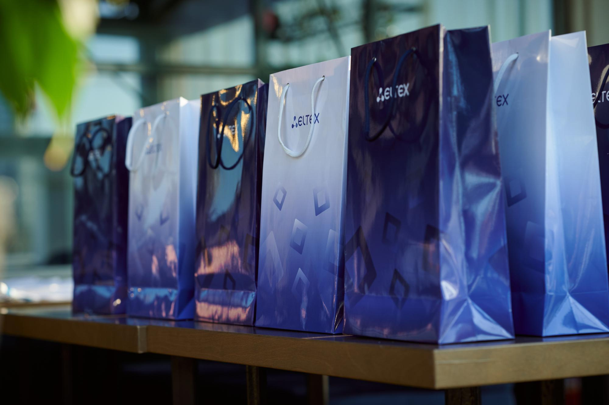 Бизнес ужин Eltex. Мезенцев Евгений фотограф