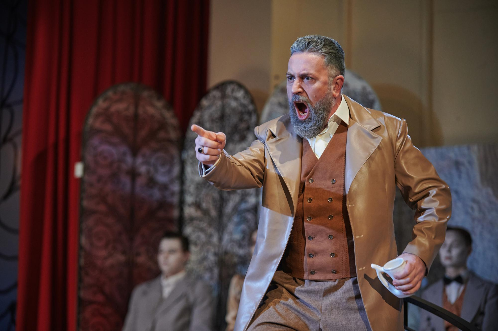 Опера Игрок. Мезенцев Евгений фотограф