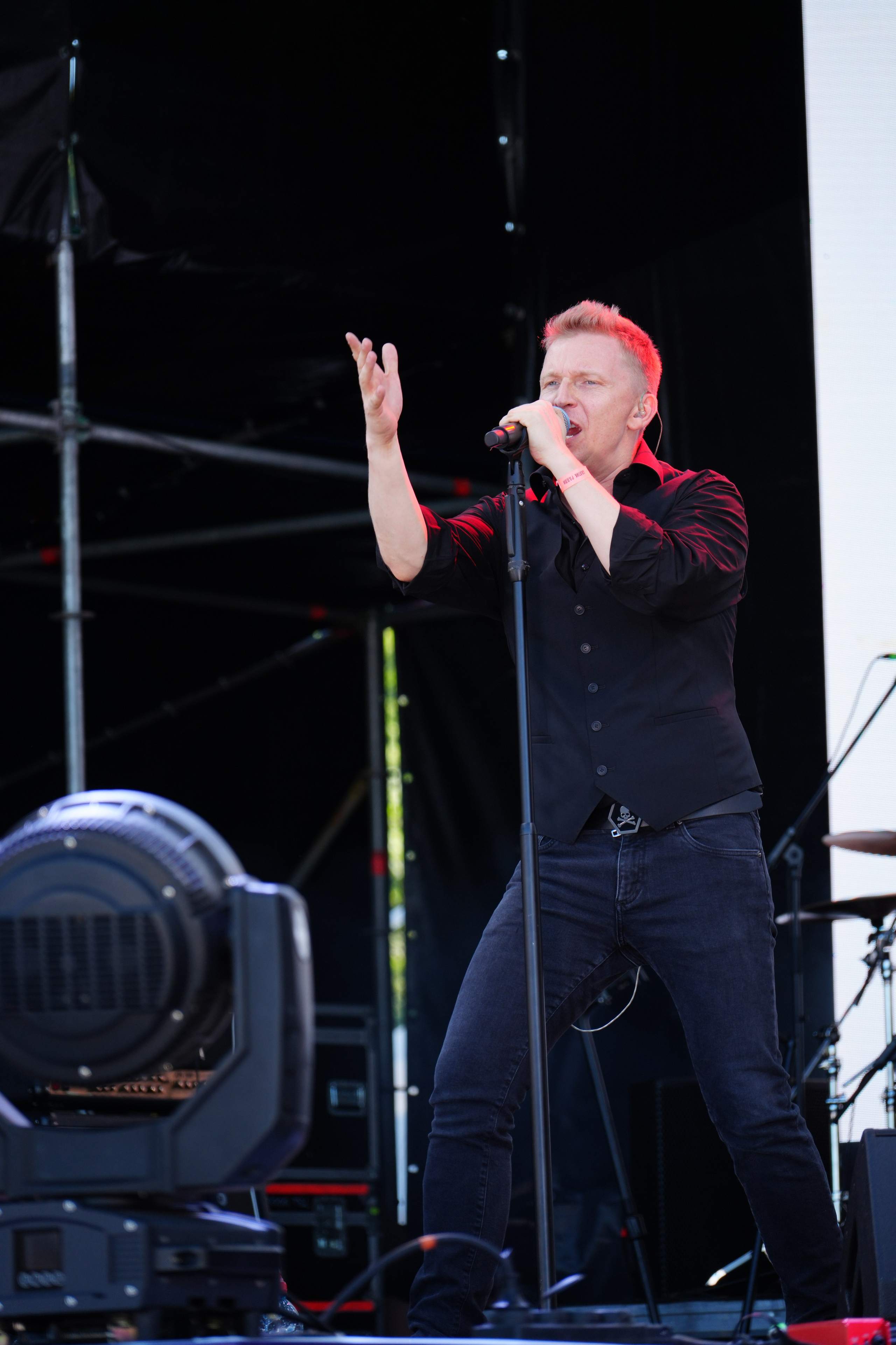 Яркие моменты Балтик ралли: атмосферные выступления рок-групп и стильные байкеры в кожаных куртках