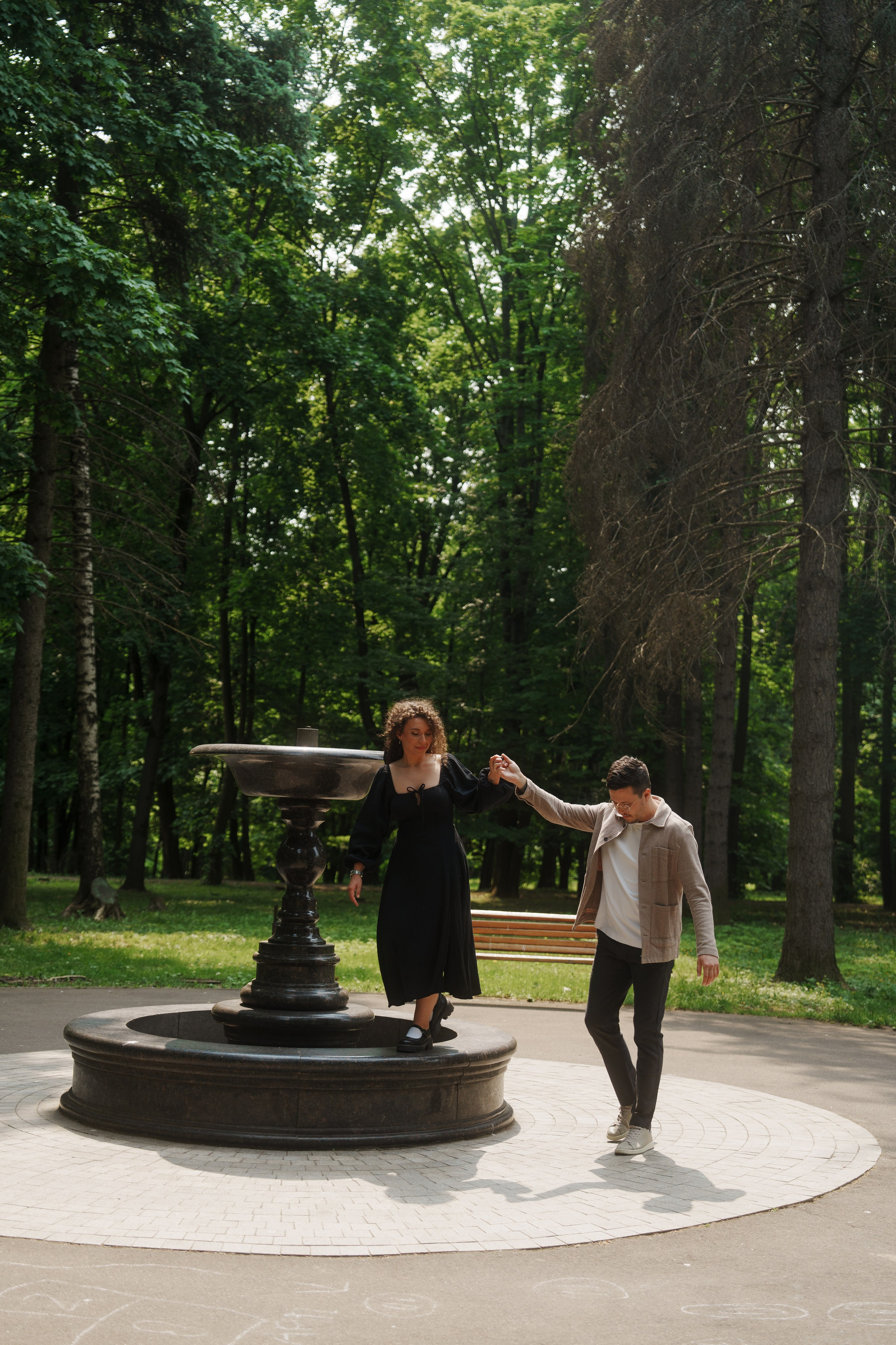 Love Story Олега и Майи в Московском парке. Саша Потапкин Фотограф. Сочи, Екатеринбург, Москва