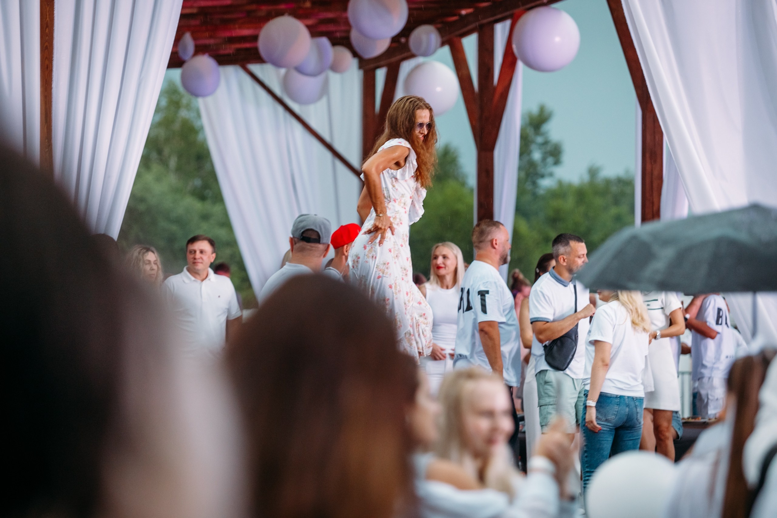 White Party @ Бархат парк. Репортажный фотограф Максим Полянский. Москва, Санкт-Петербург, Красноярск