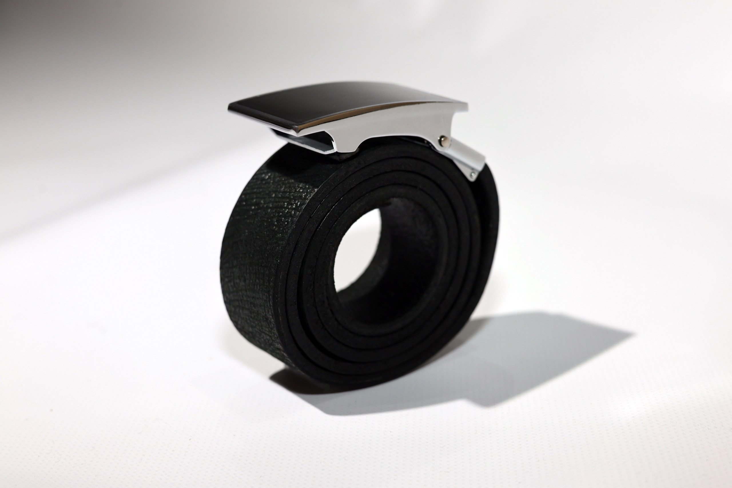 Ремень из натуральной кожи. Фотограф | Видеограф в Кургане, Тюмени и Челябинске