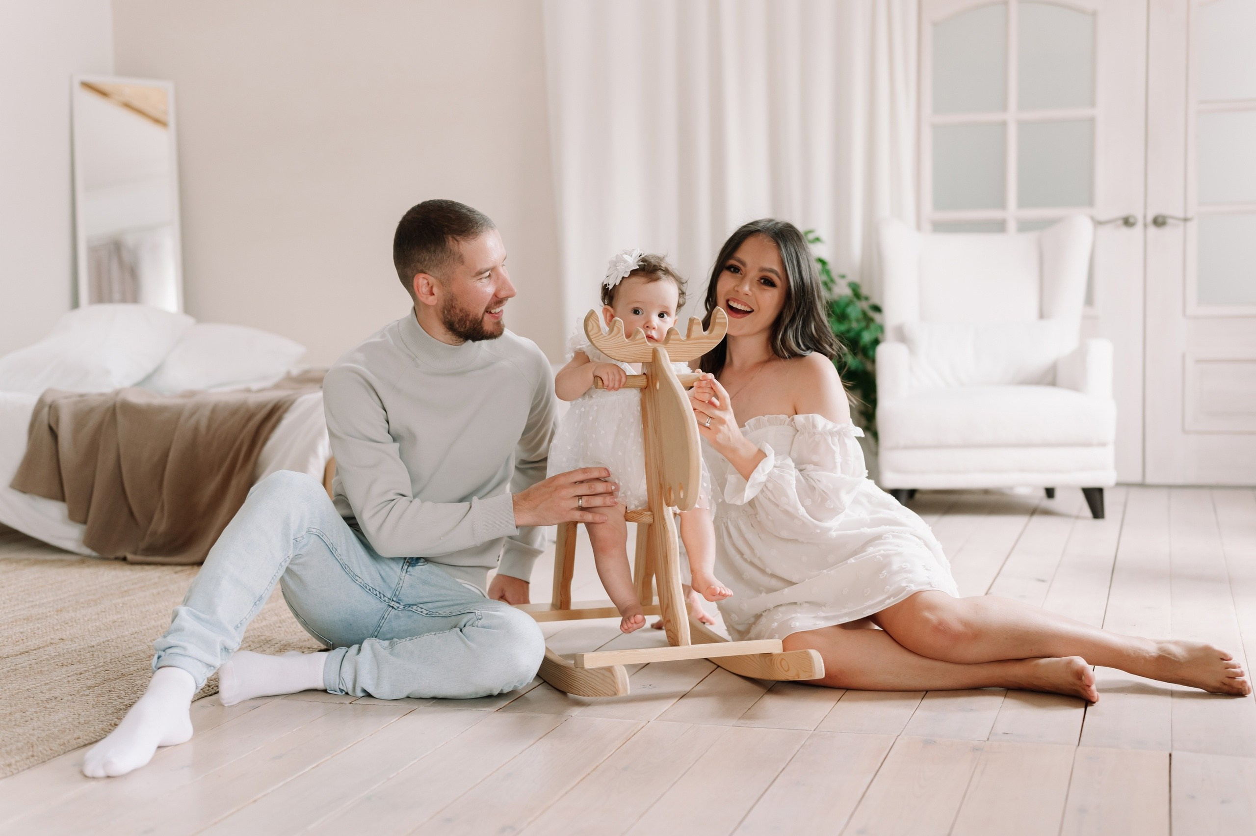 Алиса и ее первый день рождения. Семейный и свадебный фотограф в Миассе Регина Малахова