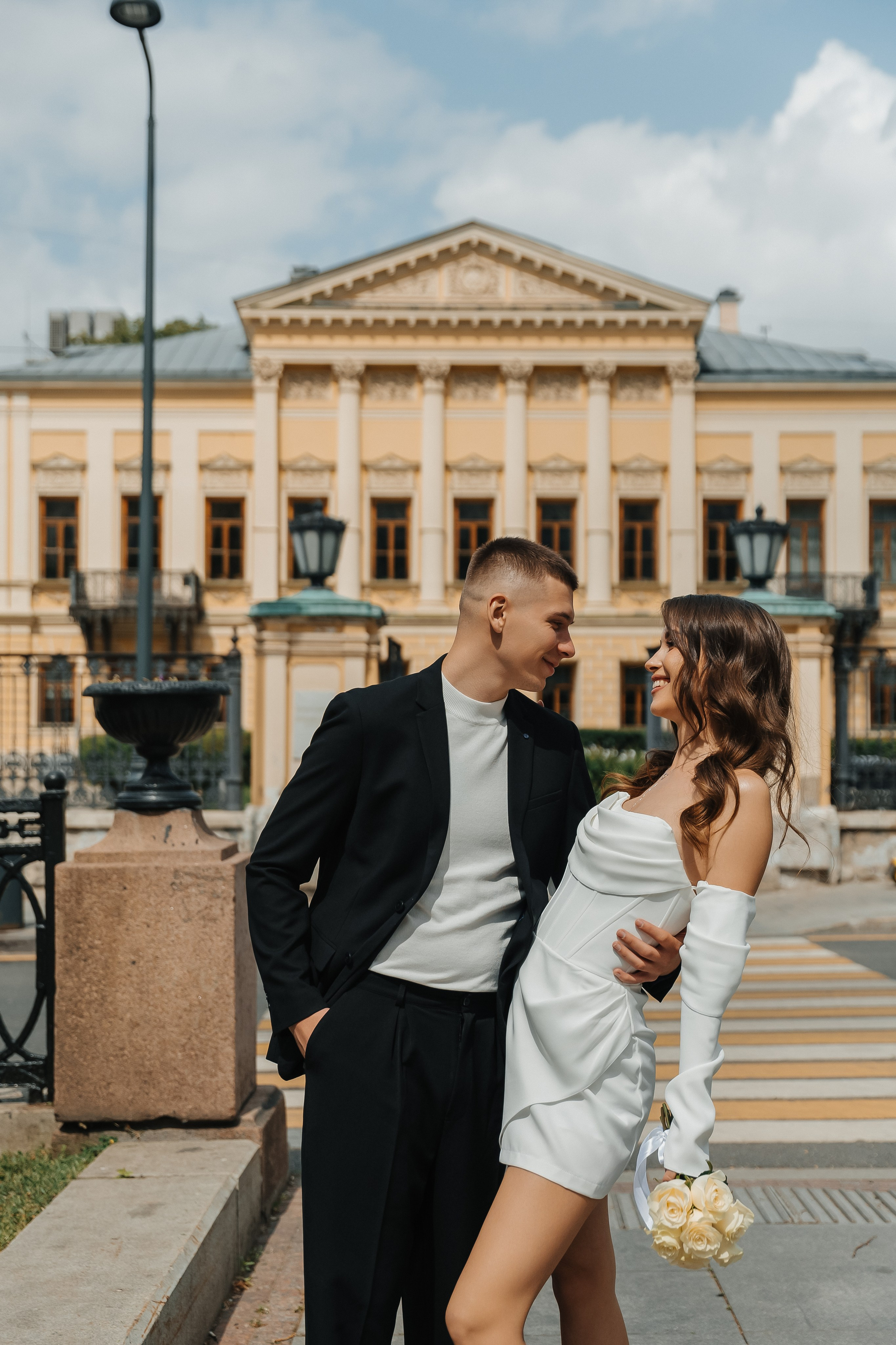 Свадебная фотосессия в Библиотеке-читальне им. А. С. Пушкина. Фотограф и видеограф Анна Домашенко