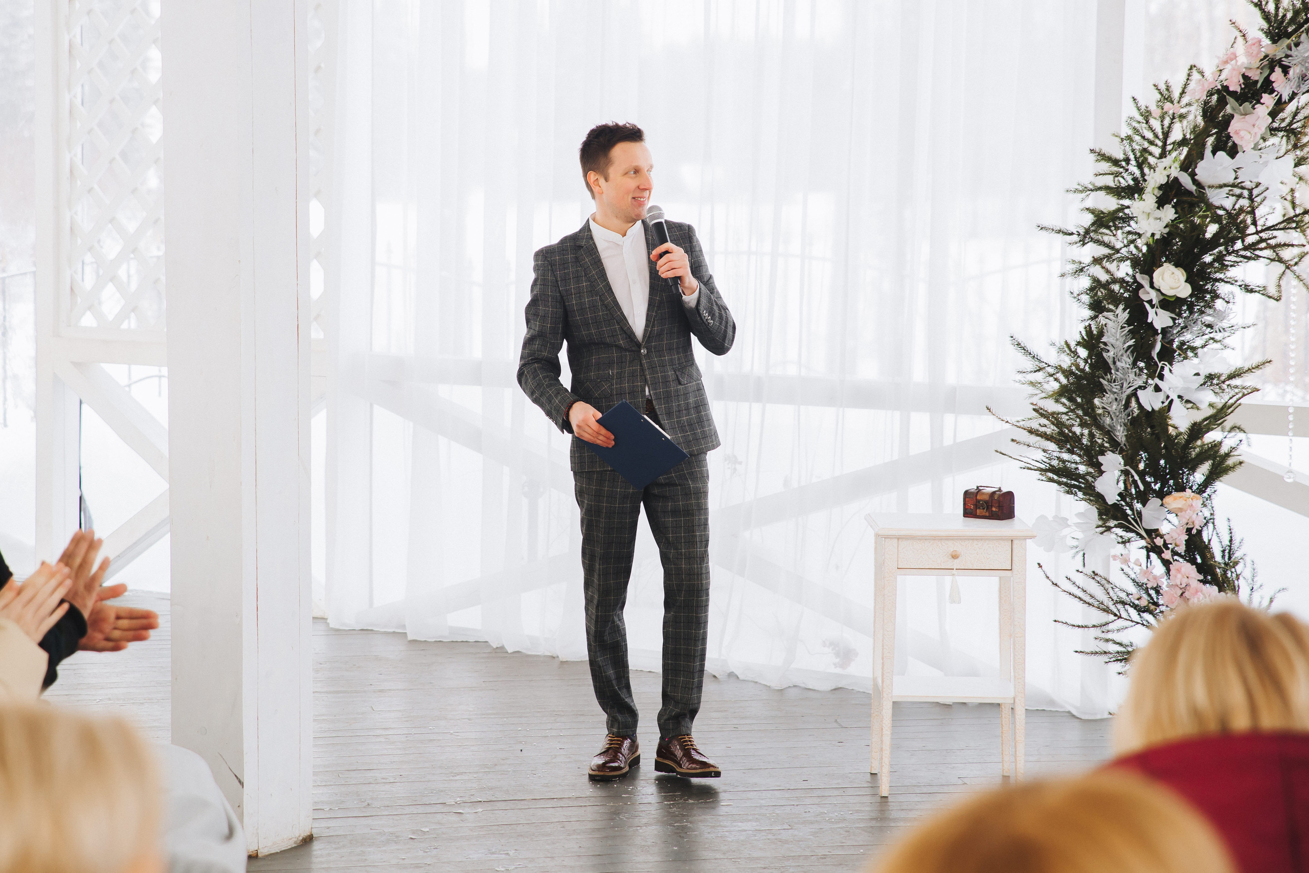 Оля и Леша. Ведущий на свадьбу в Москве Зубков Алексей