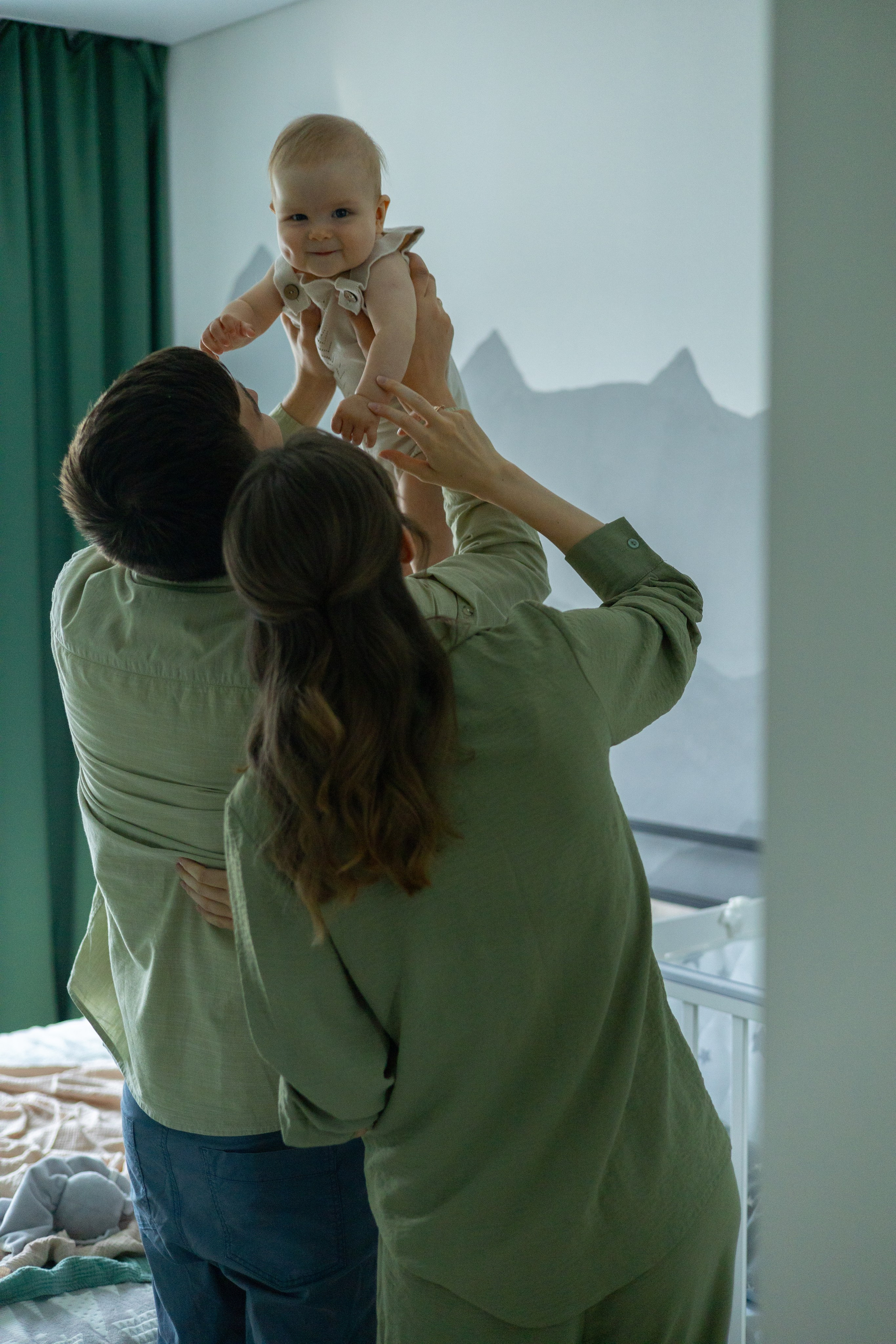 Рина, Илья и маленький Артем. Главная