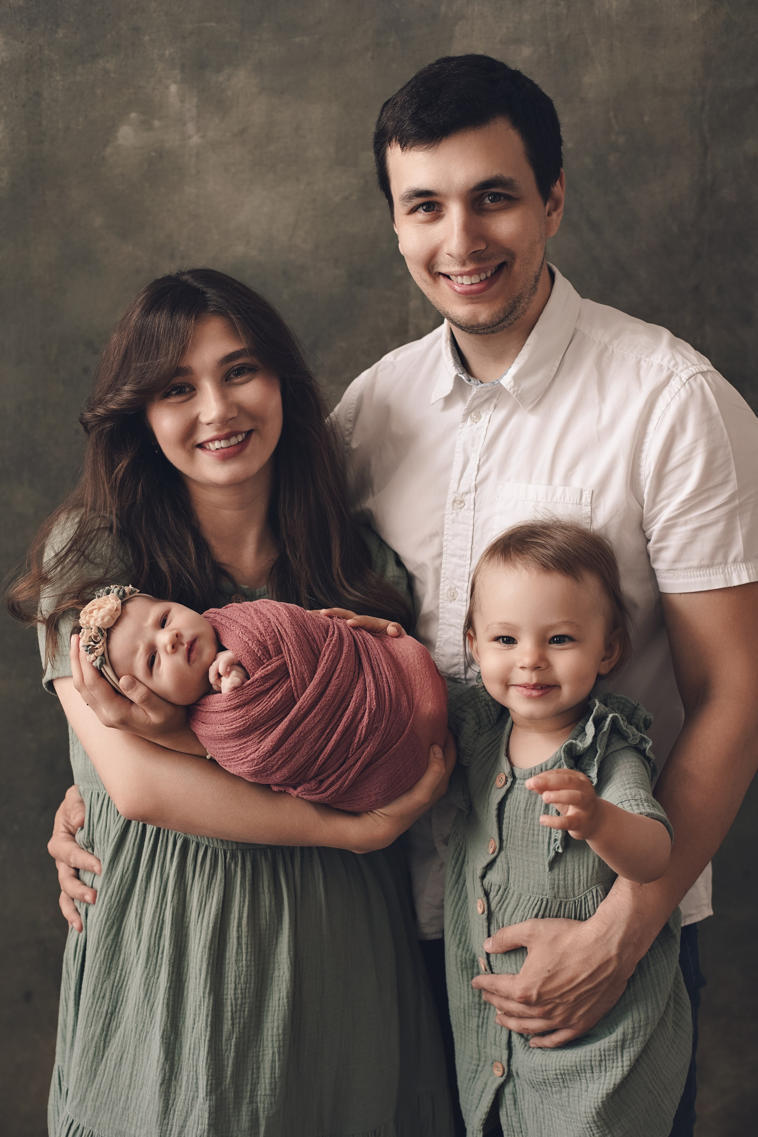 Новорождённые. Детский и семейный фотограф Ирина Иванова