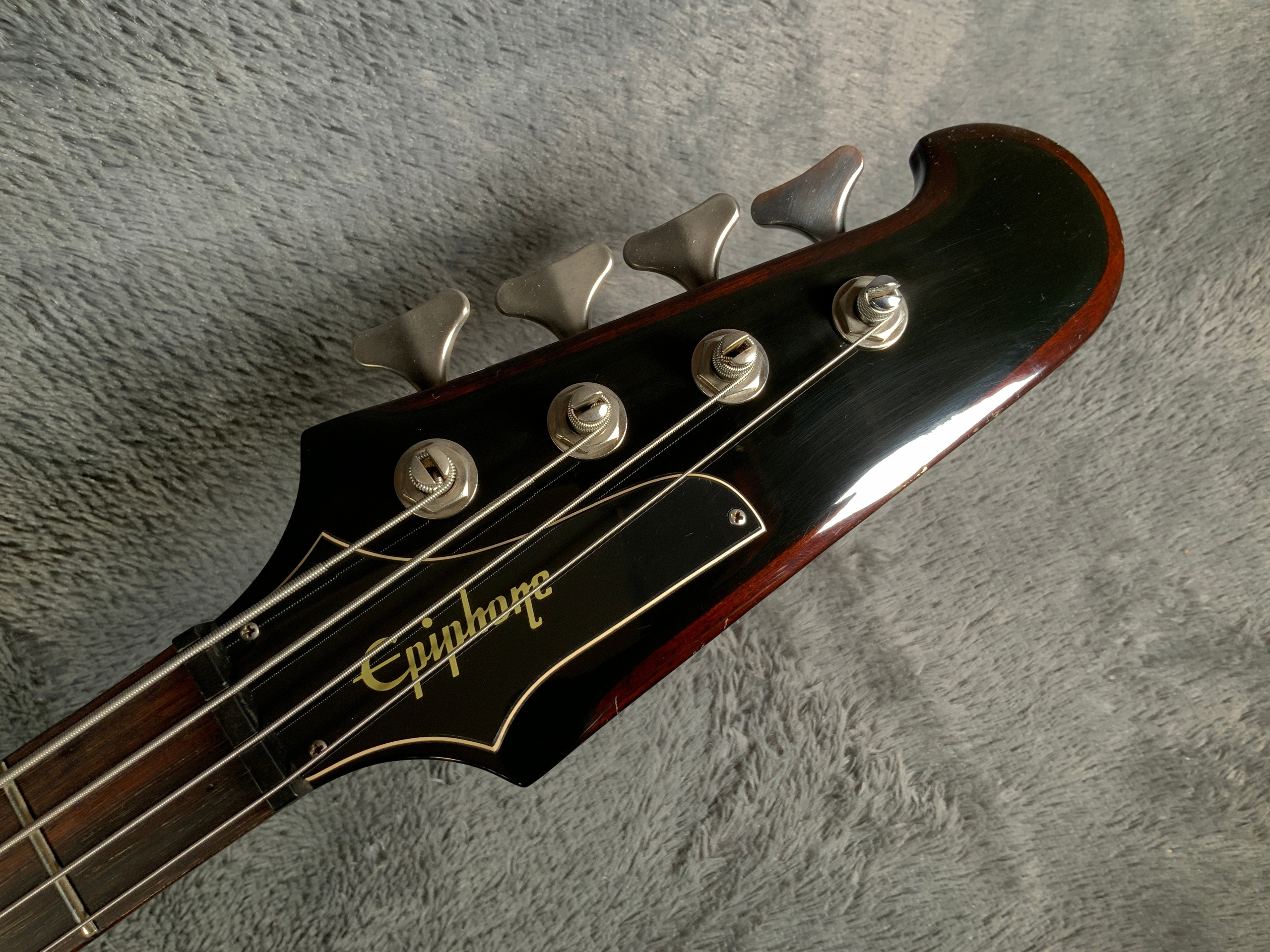 Epiphone Thunderbird IV China 2000's