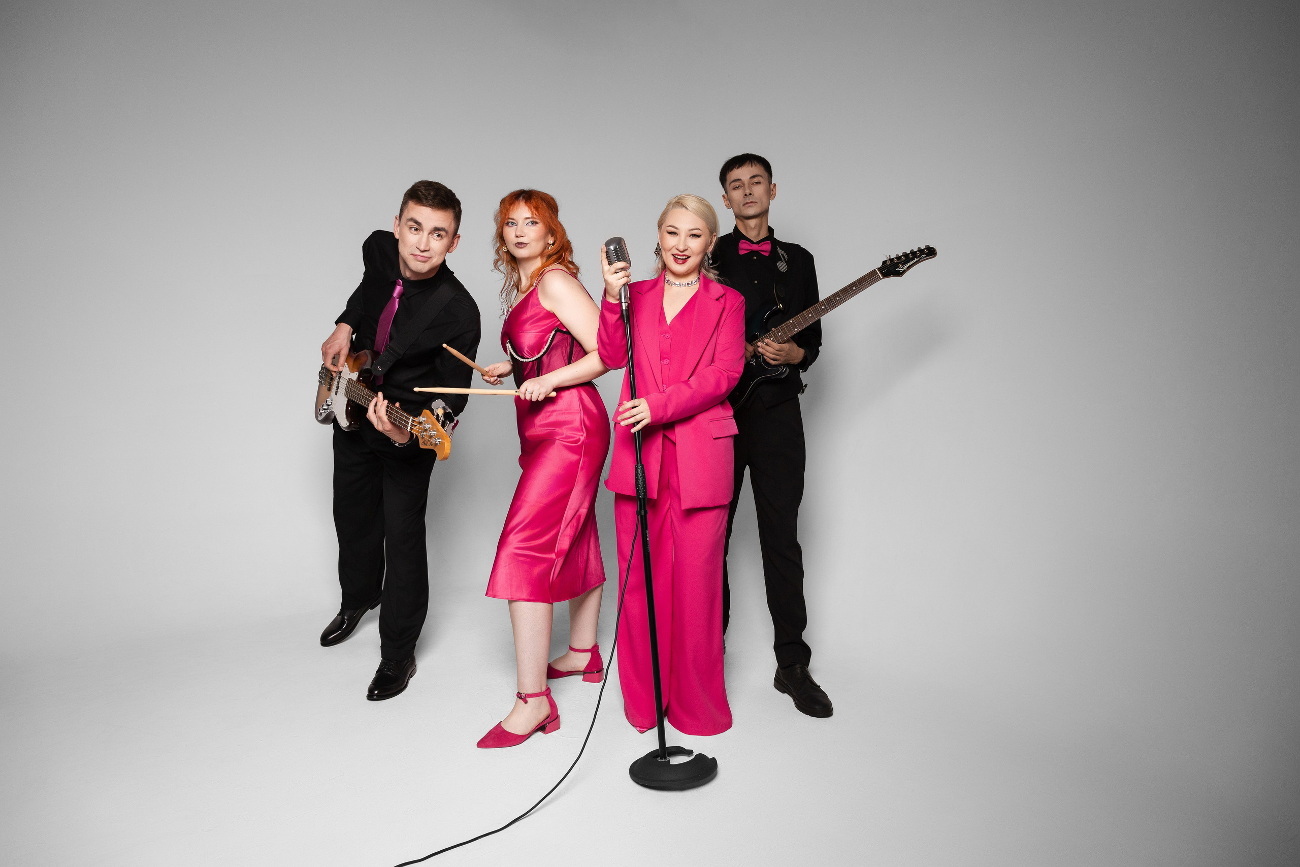 Кавер группа на электрозаводе. Анастасия, Фотограф женского портрета и беременности в стиле vogue