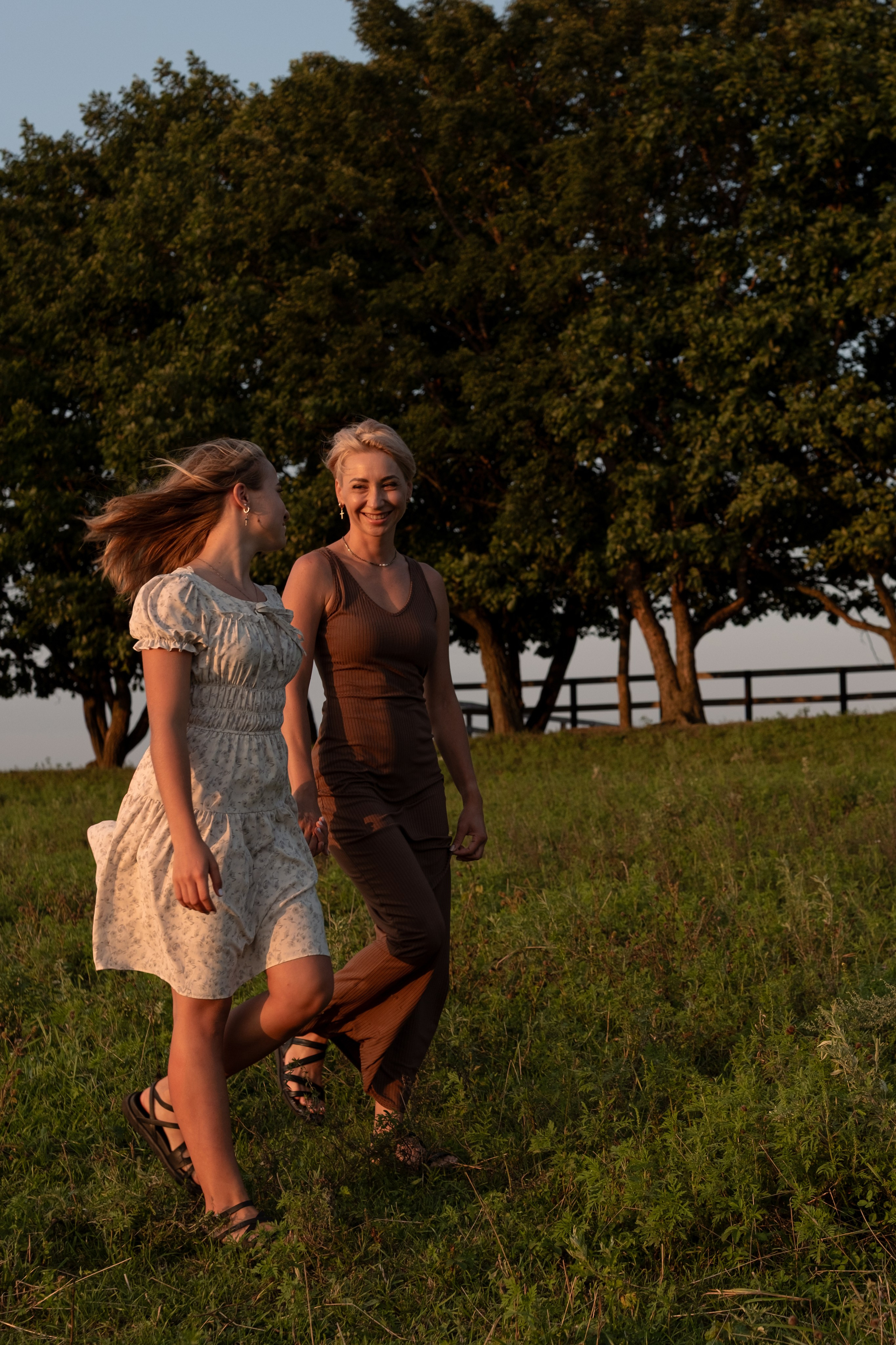 Юлия и Кристина. Анастасия Хисматуллина портретный фотограф в Уссурийске и Владивостоке