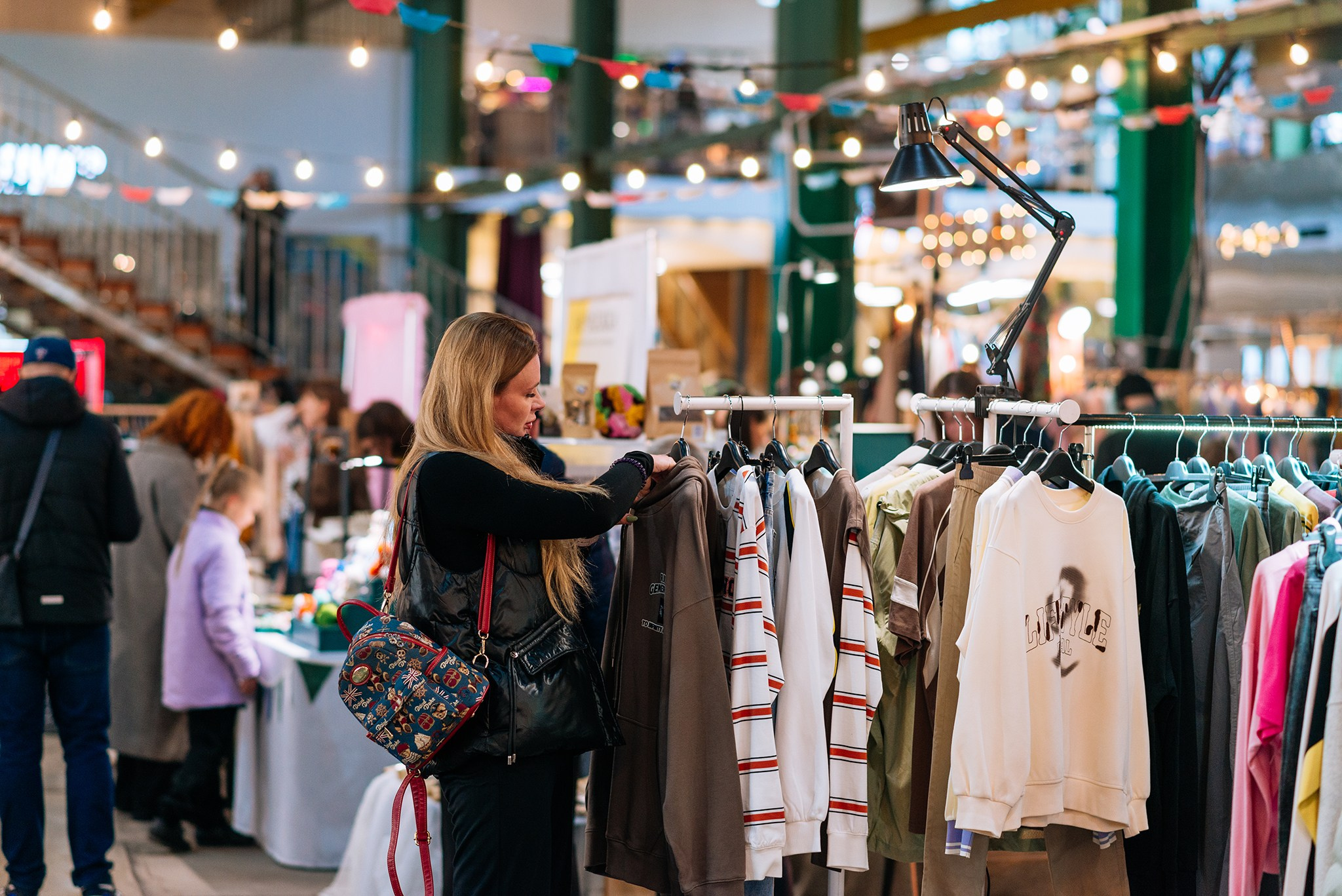 Маркет на Неве. Октябрь 25. Репортажный фотограф в Санкт-Петербурге Анастасия Клёпова
