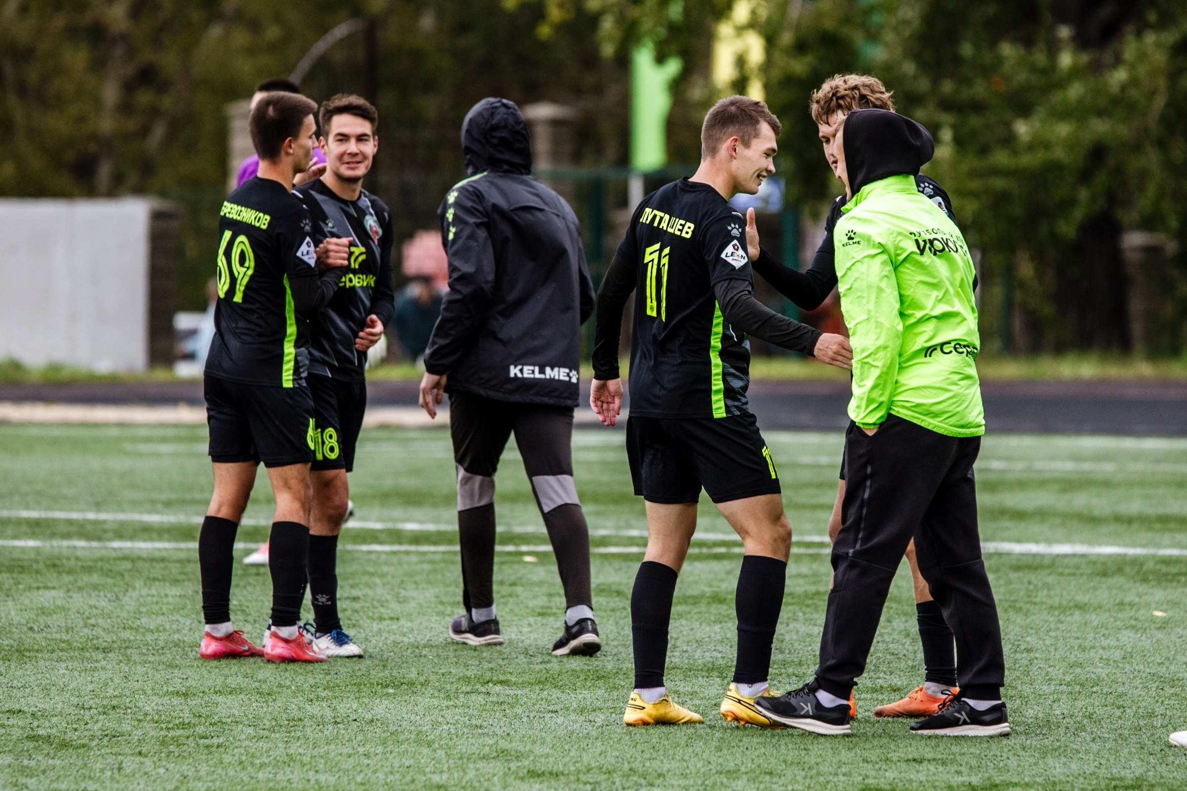 Первенство России по футболу LEON-Вторая лига Б | ФК Иркутск — Космос (Долгопрудный) | 14.09.25. Фотограф в Иркутске Евгения Айвазова