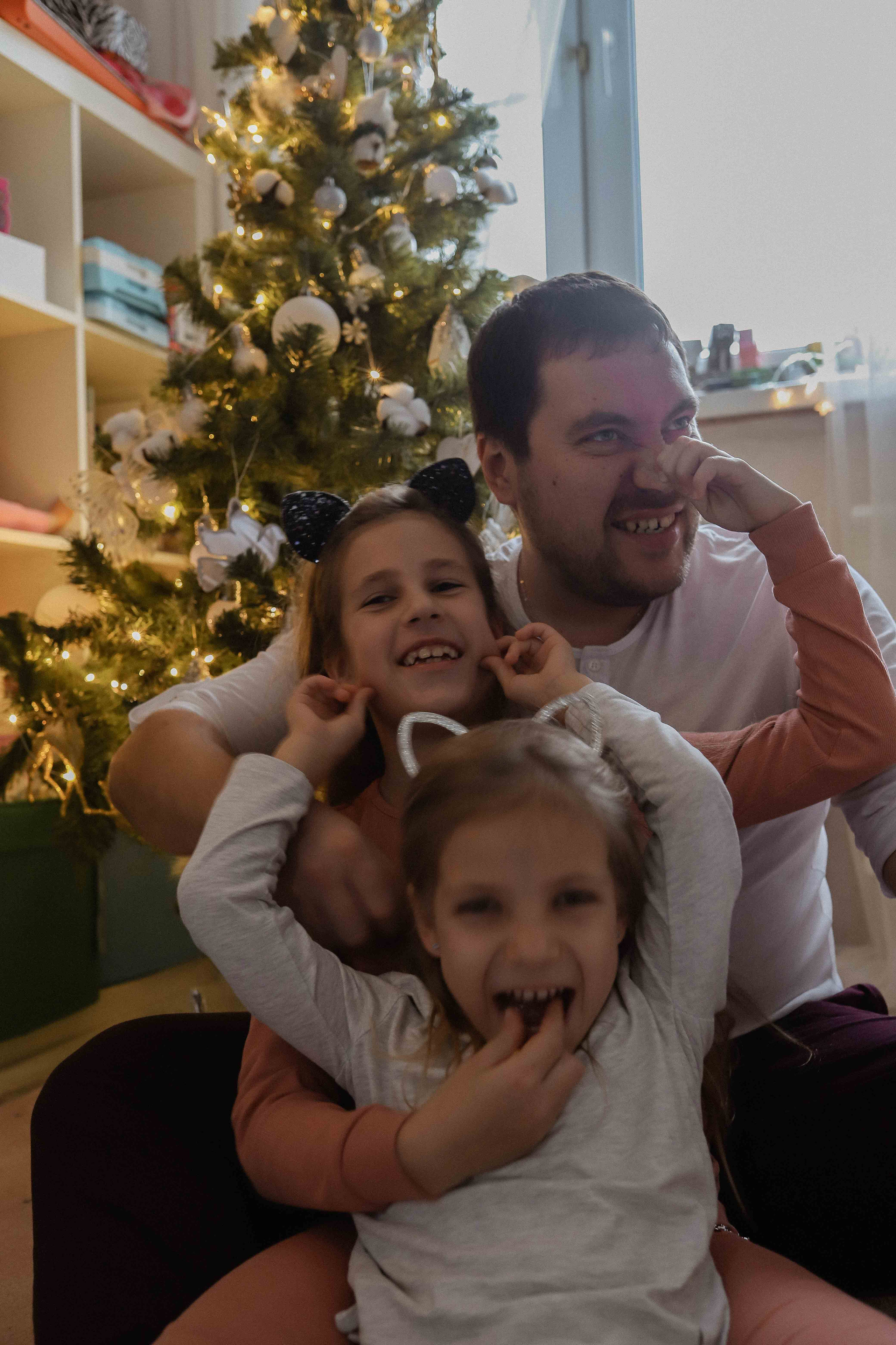 Ира, Андрей, Юля, Даша и Миша. Семейный фотограф в Москве