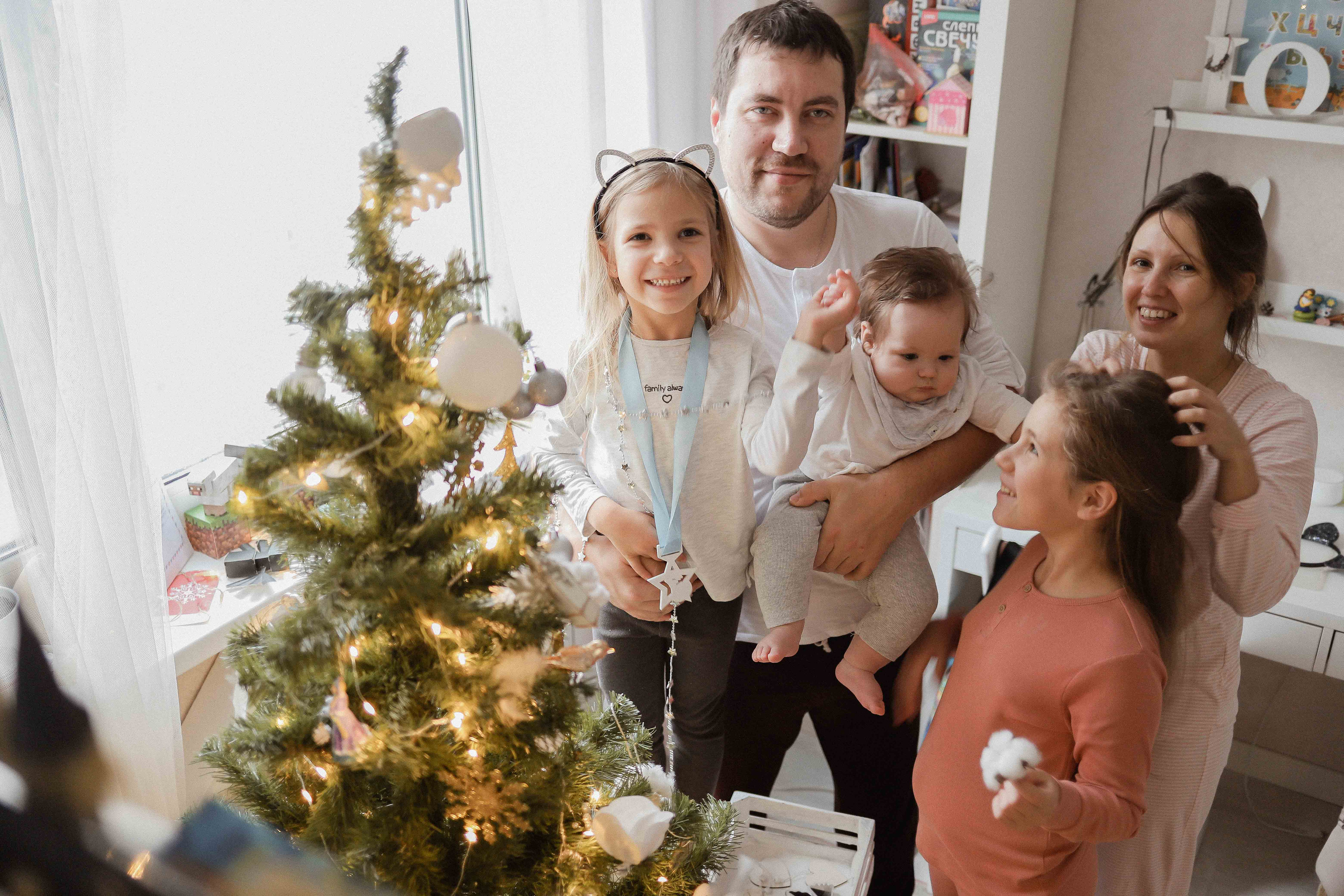 Ира, Андрей, Юля, Даша и Миша. Семейный фотограф в Москве