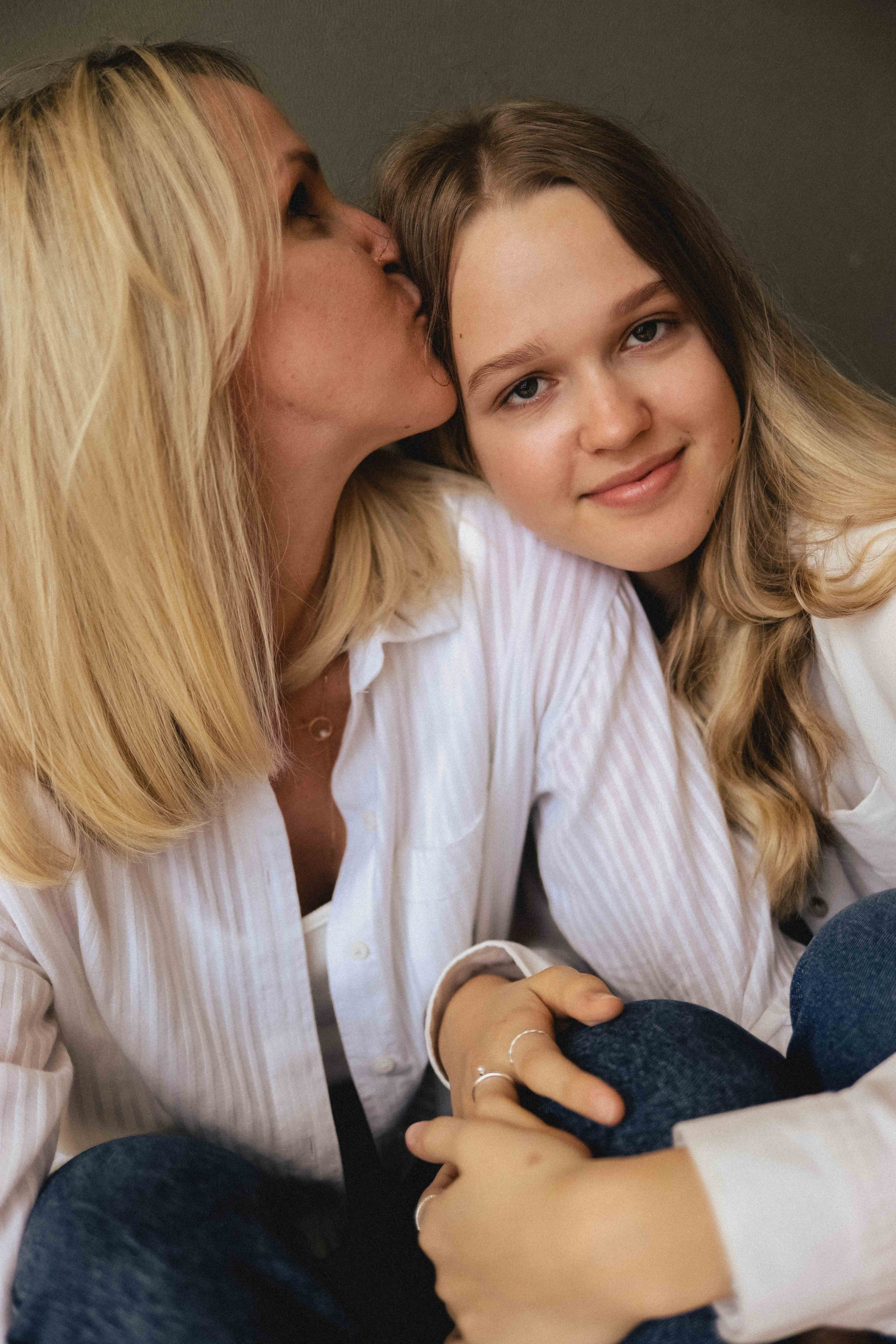 Семья в студии. Семейный фотограф в Москве