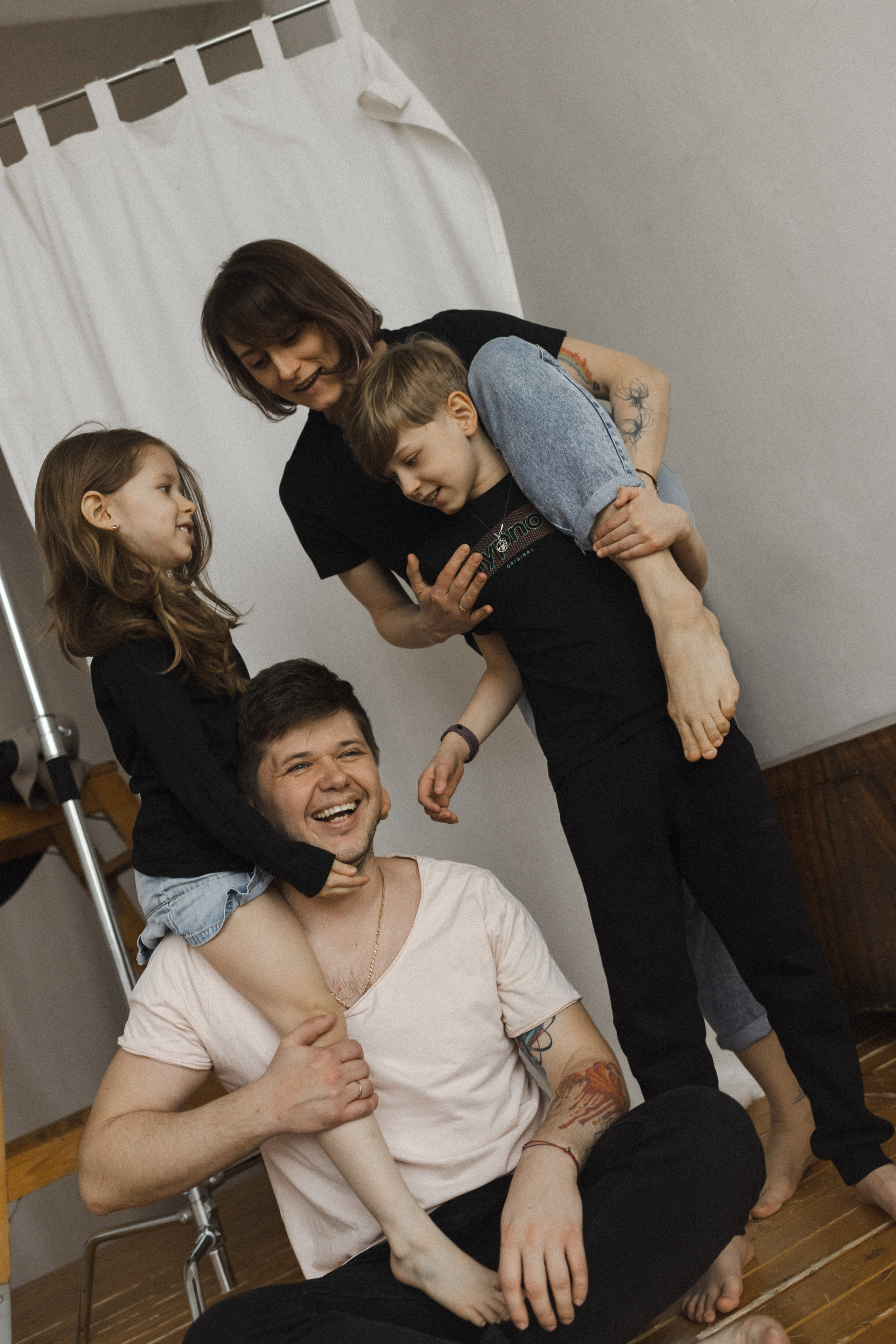 Женя, Паша, Таня и Егор. Семейный фотограф в Москве