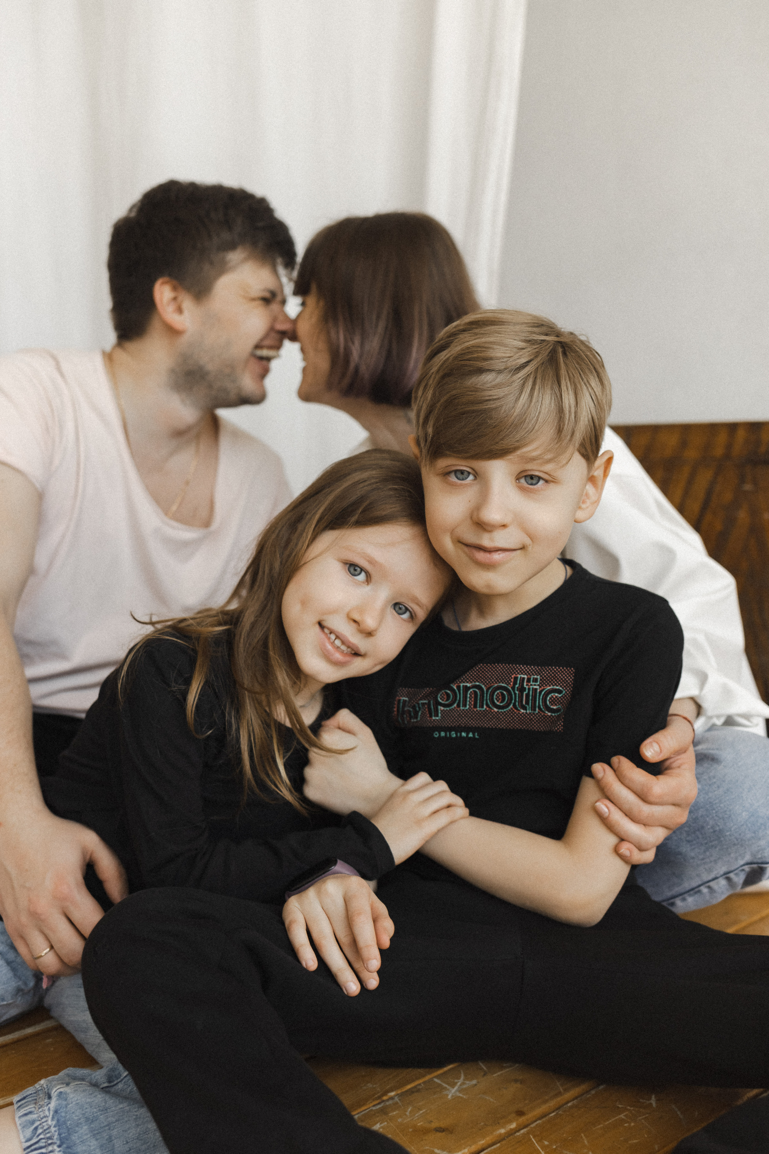 Женя, Паша, Таня и Егор. Семейный фотограф в Москве