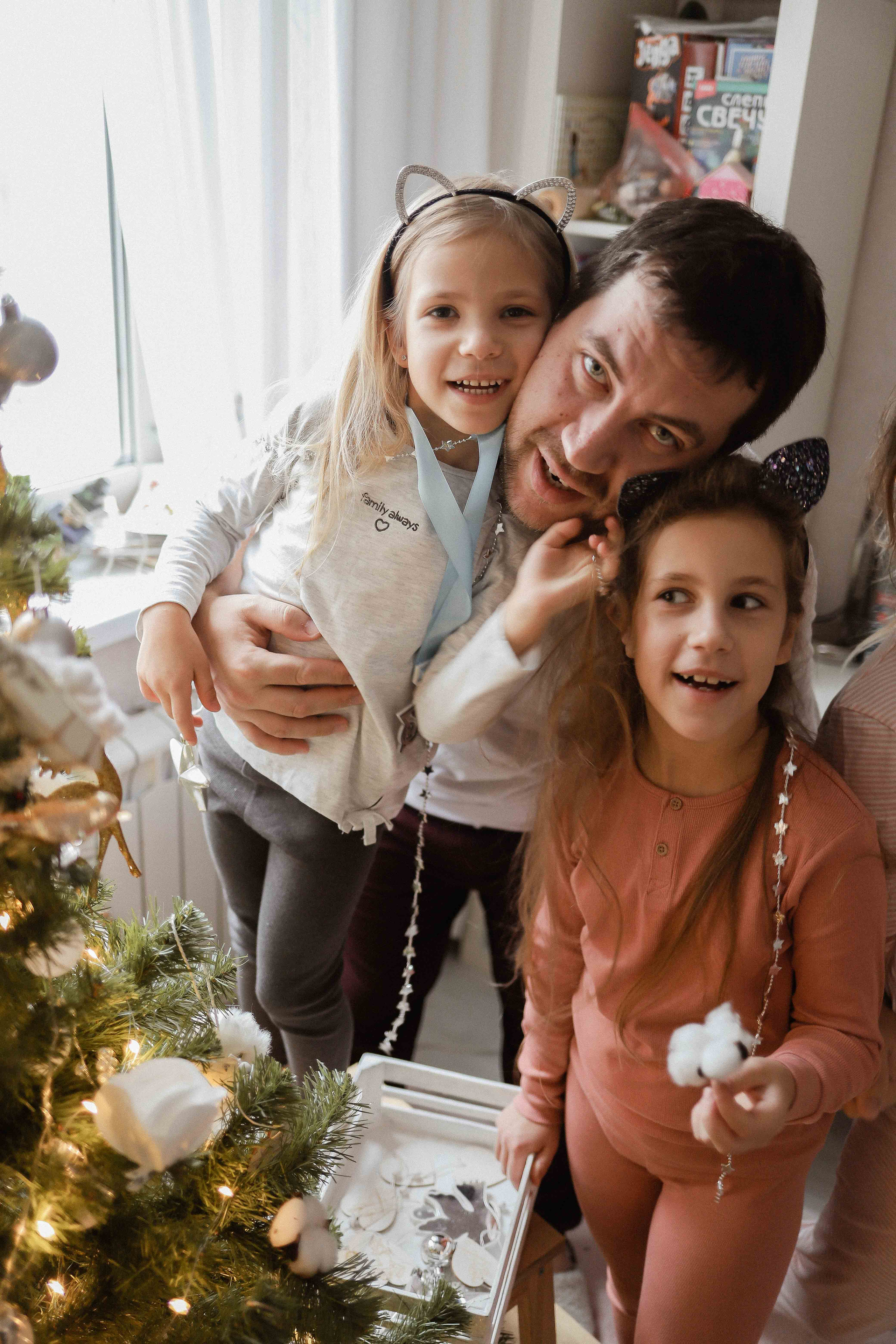 Ира, Андрей, Юля, Даша и Миша. Семейный фотограф в Москве