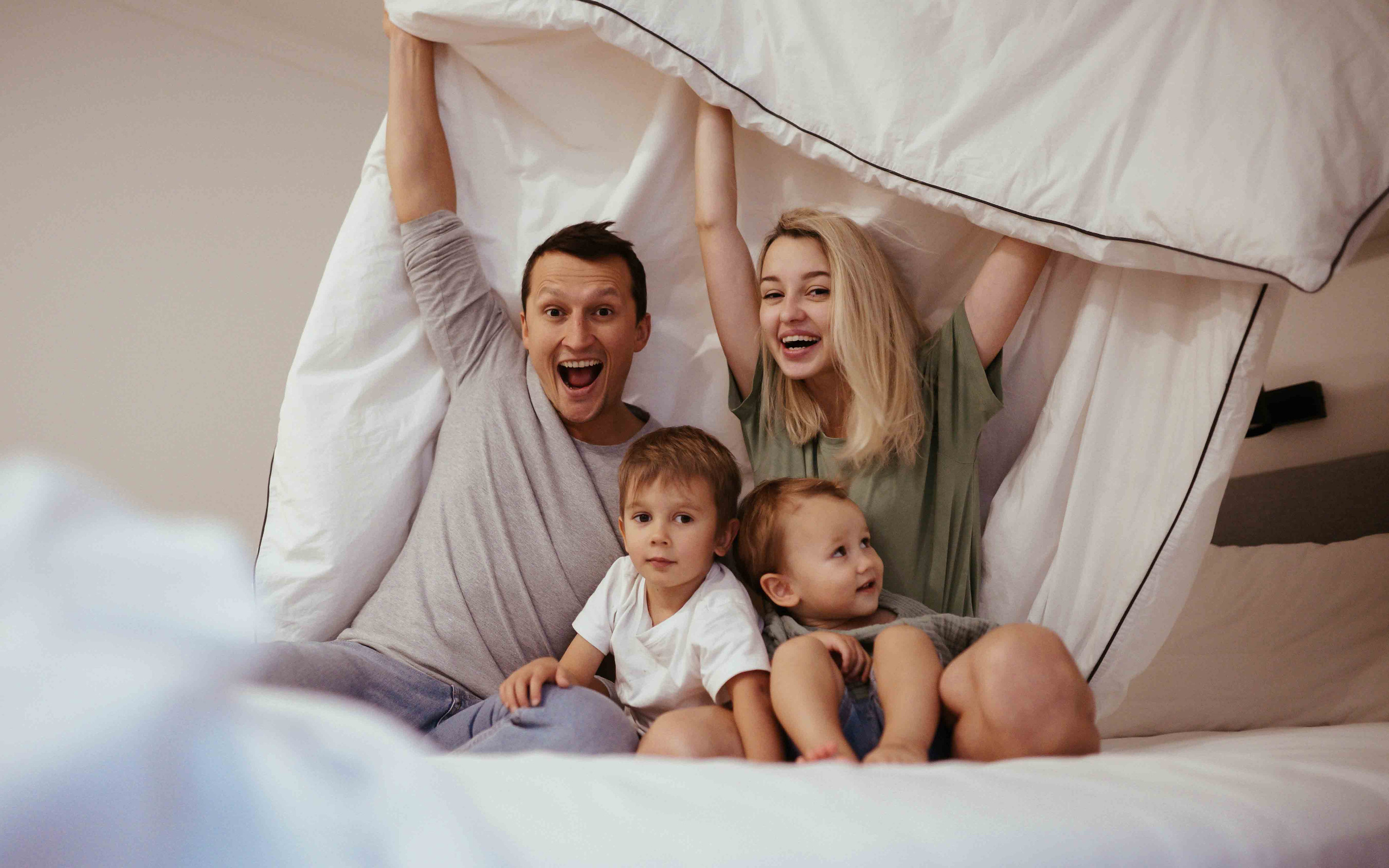 Катя, Паша, Валера и Родион. Семейный фотограф в Москве