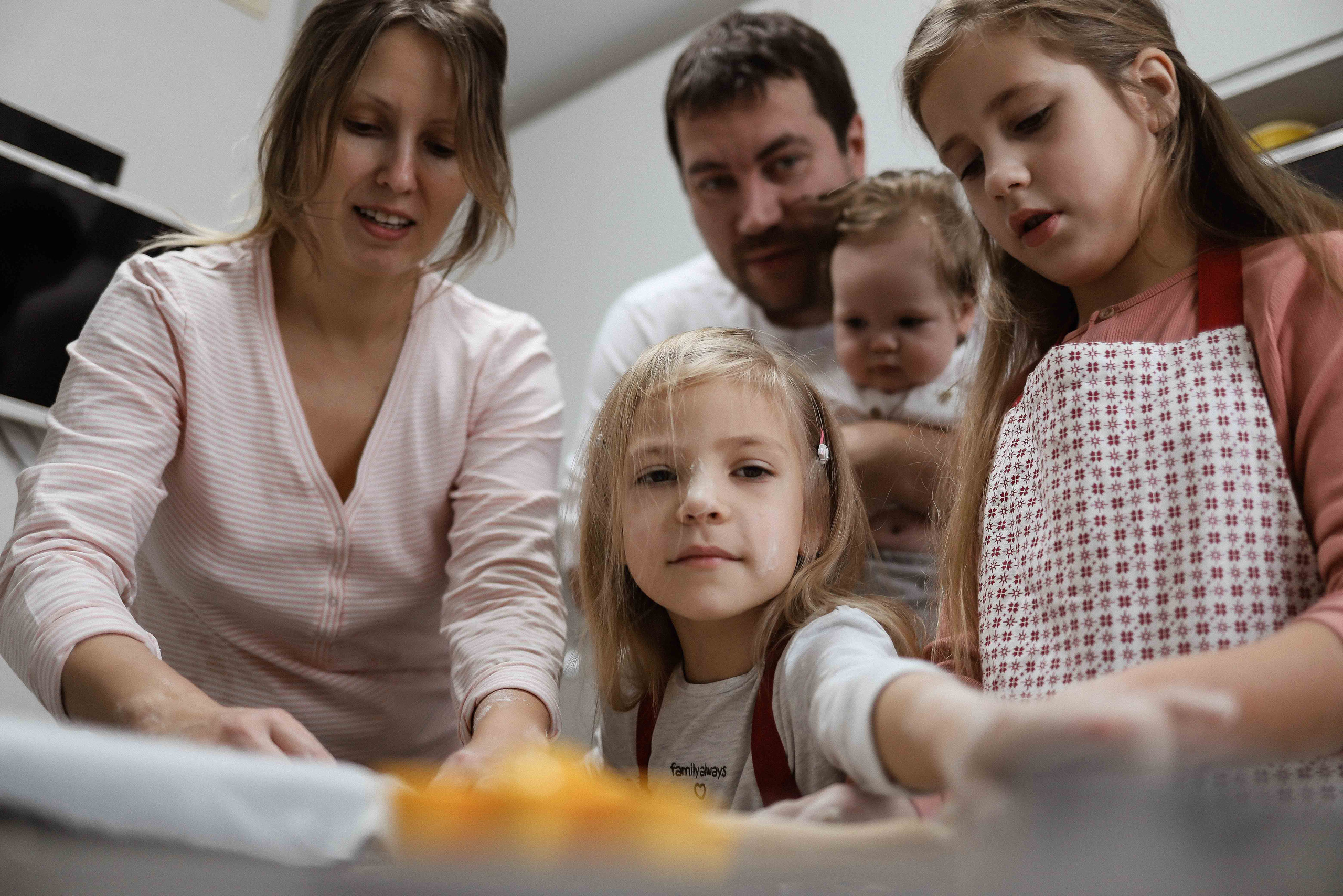 Ира, Андрей, Юля, Даша и Миша. Семейный фотограф в Москве