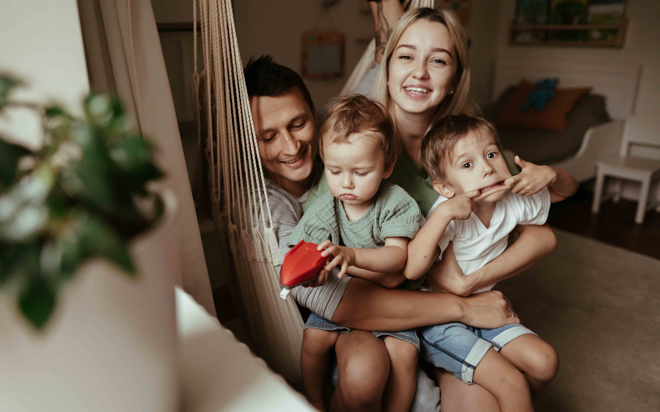 Катя, Паша, Валера и Родион. Семейный фотограф в Москве