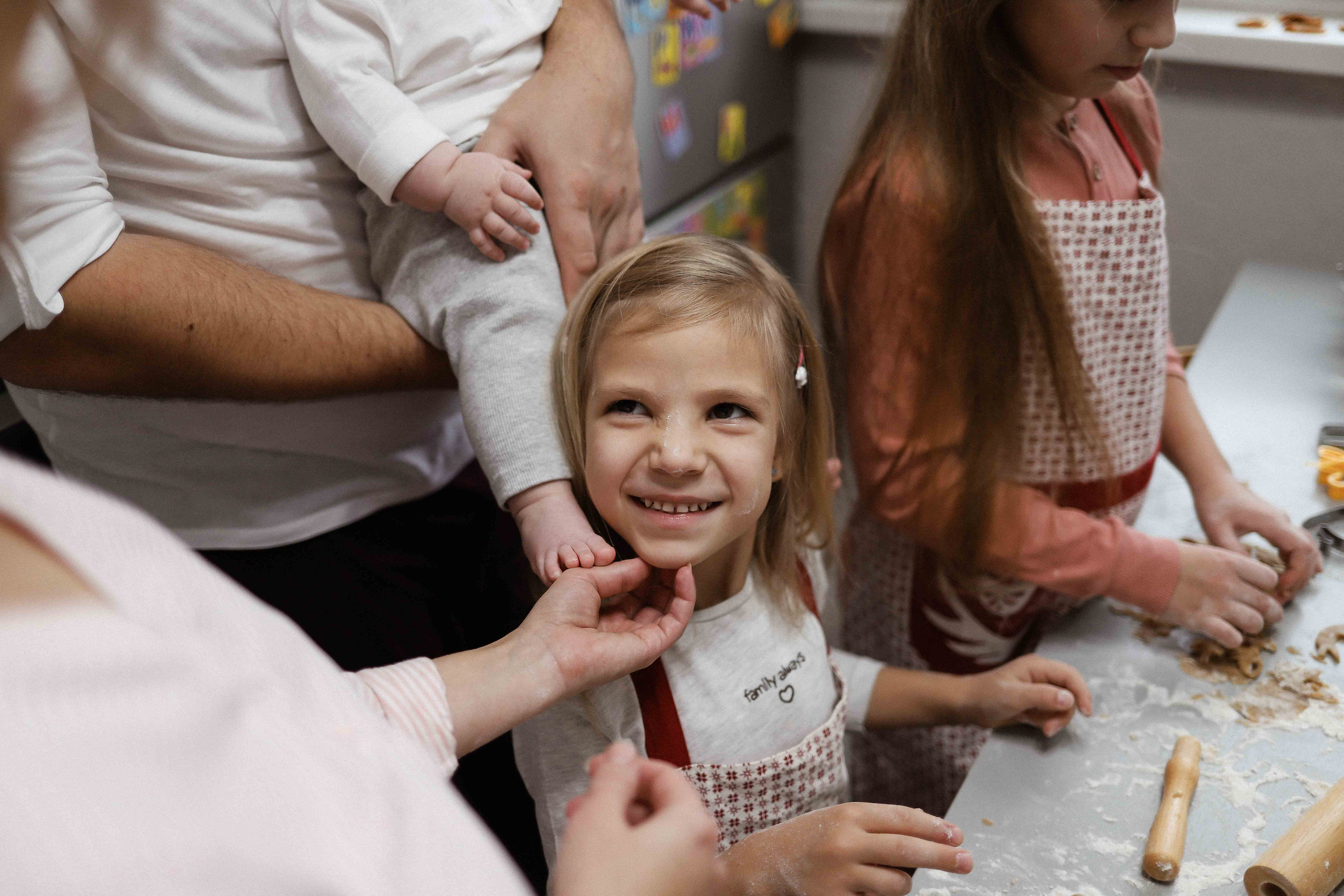 Ира, Андрей, Юля, Даша и Миша. Семейный фотограф в Москве