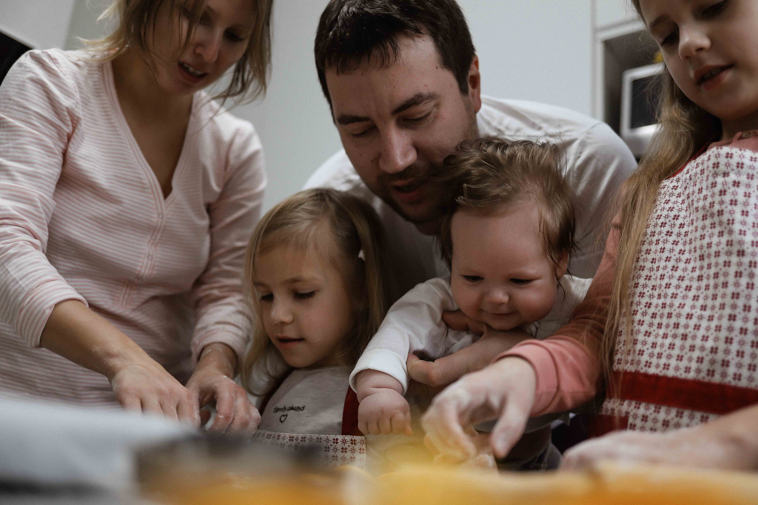 Ира, Андрей, Юля, Даша и Миша. Семейный фотограф в Москве