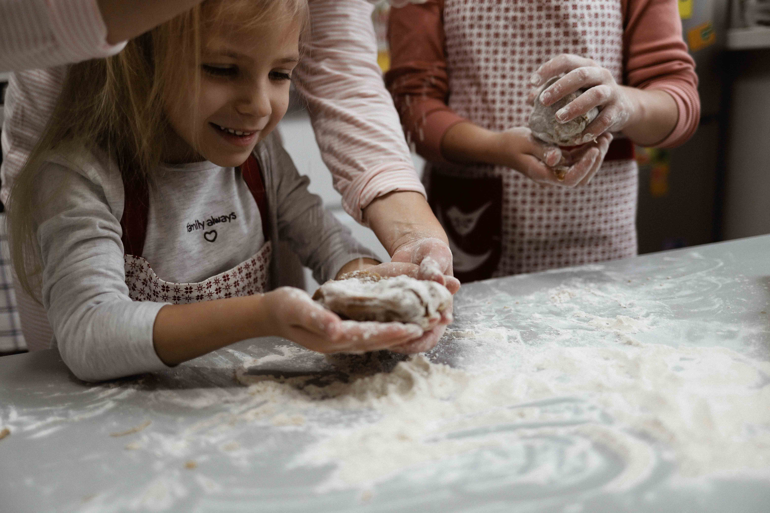 Ира, Андрей, Юля, Даша и Миша. Семейный фотограф в Москве