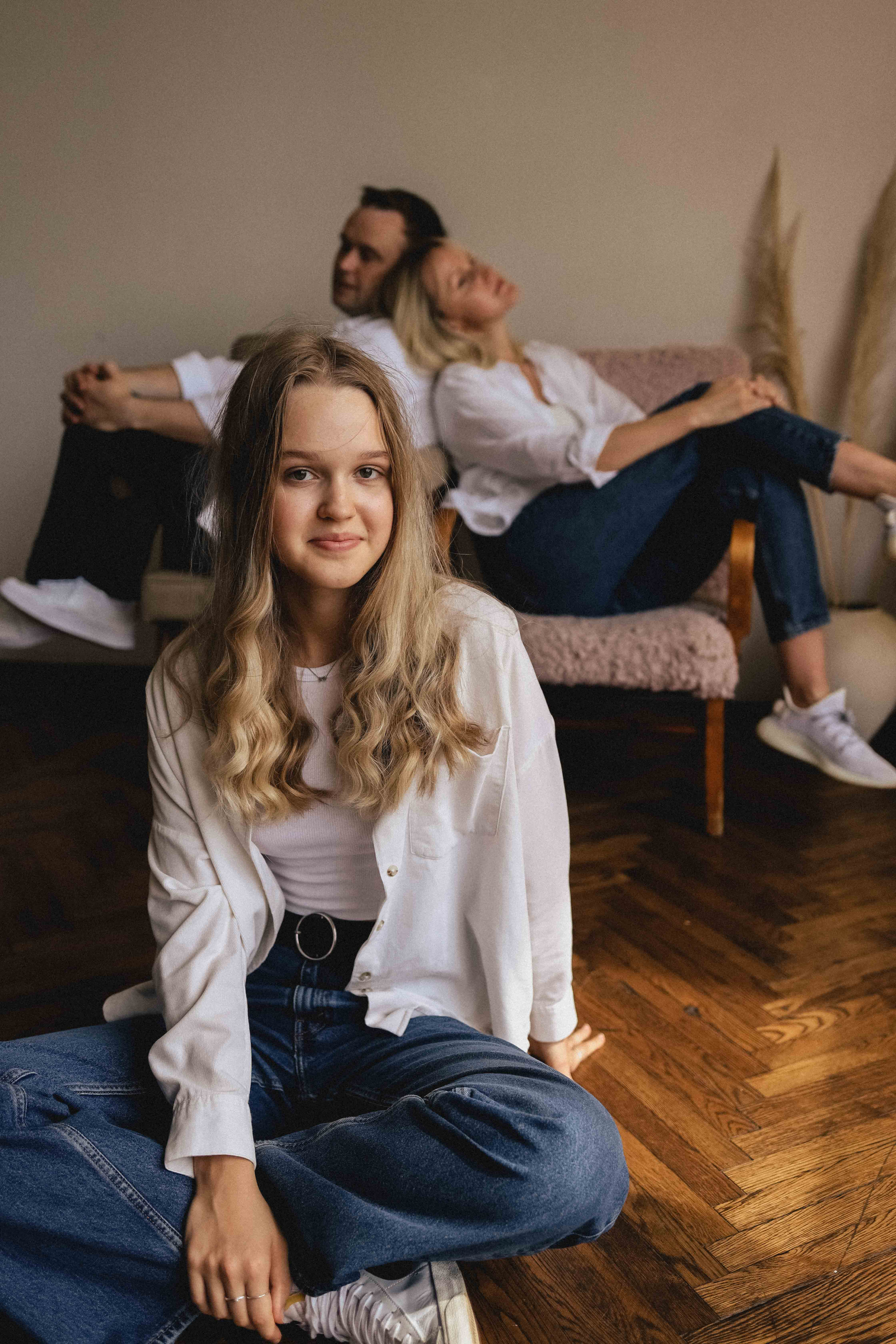 Семья в студии. Семейный фотограф в Москве